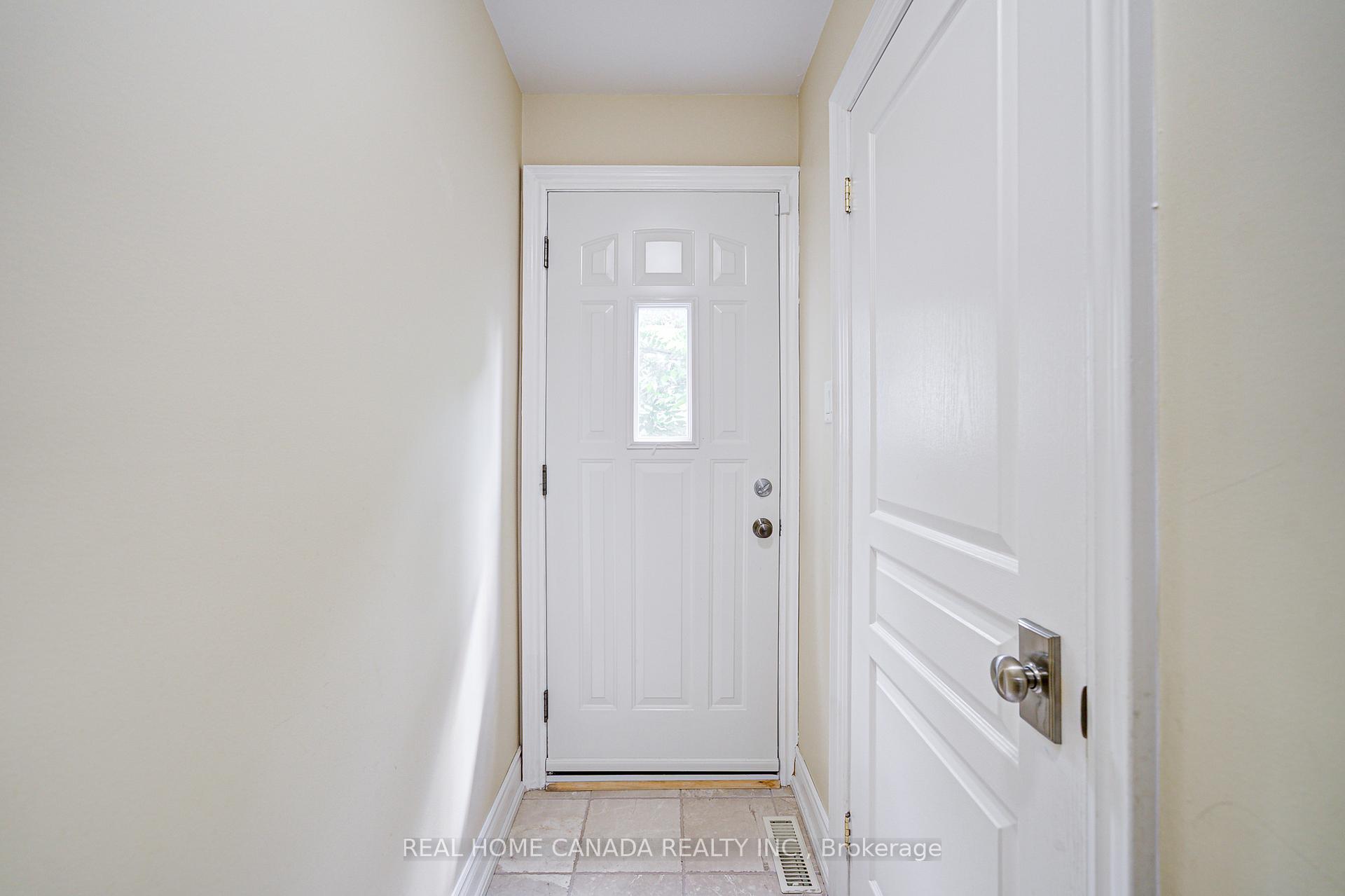 Photo 48 of 22 Chant Crescent, Markham, Unionville — HOMEH