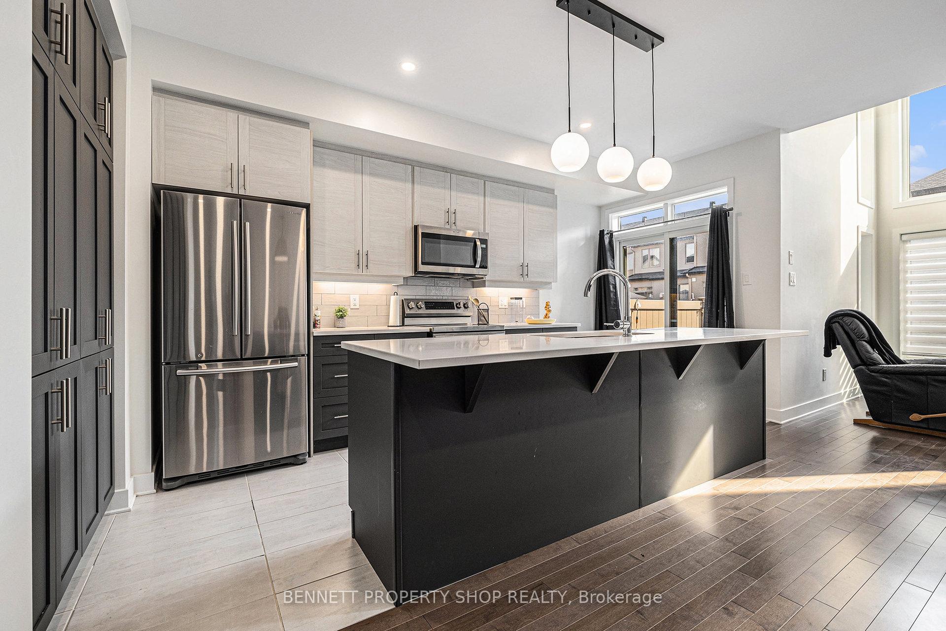 Photo 7 of 735 Twist Way, Ottawa, Kanata - Emerald Meadows/Trailwest — HOMEH