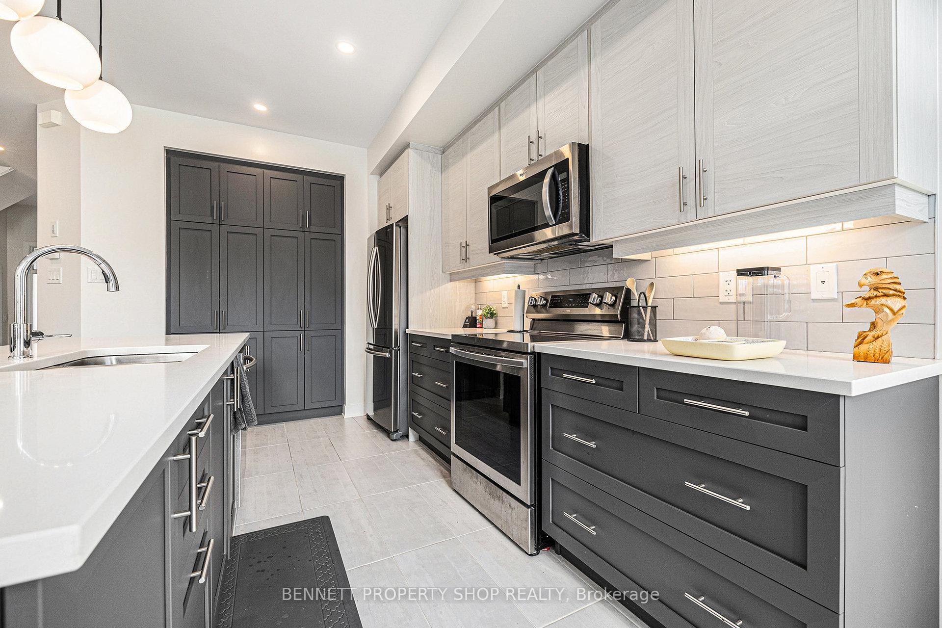 Photo 9 of 735 Twist Way, Ottawa, Kanata - Emerald Meadows/Trailwest — HOMEH