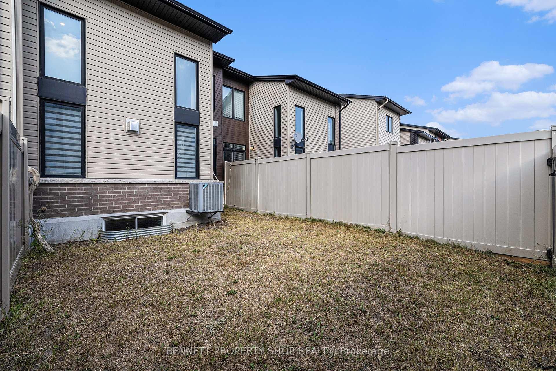 Photo 24 of 735 Twist Way, Ottawa, Kanata - Emerald Meadows/Trailwest — HOMEH