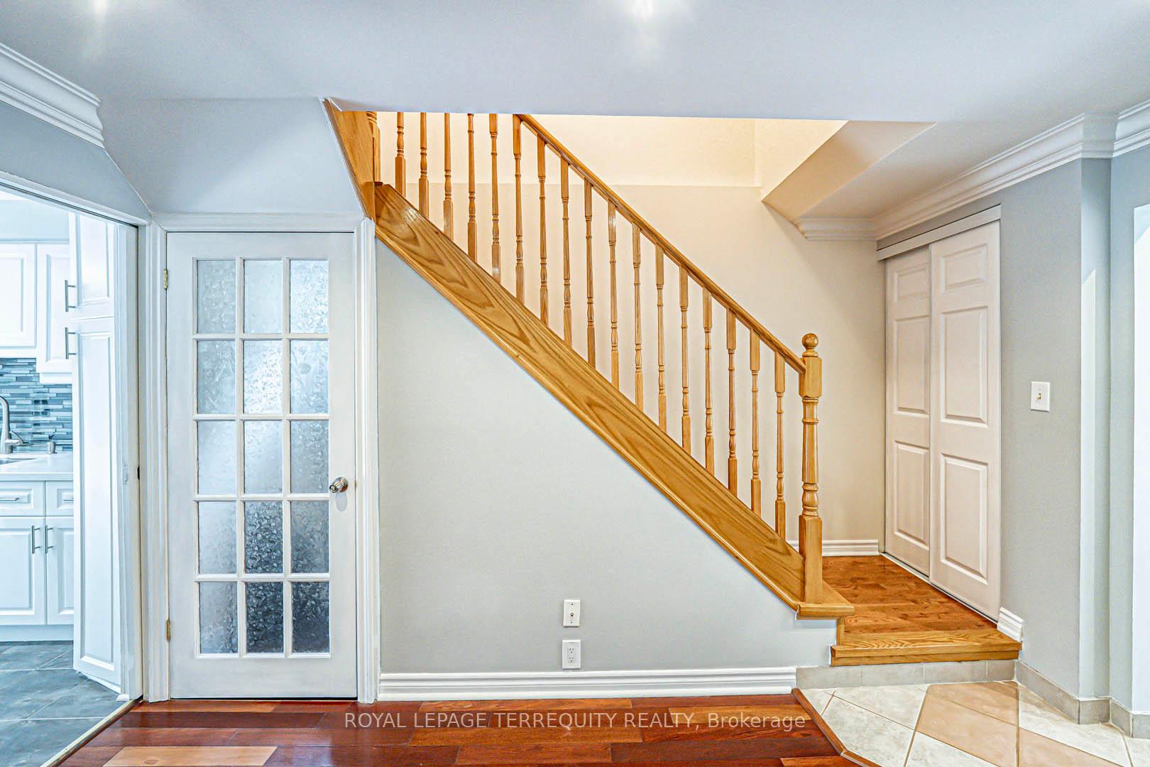 Photo 17 of 40 Pepperell Crescent, Markham, Milliken Mills West — HOMEH