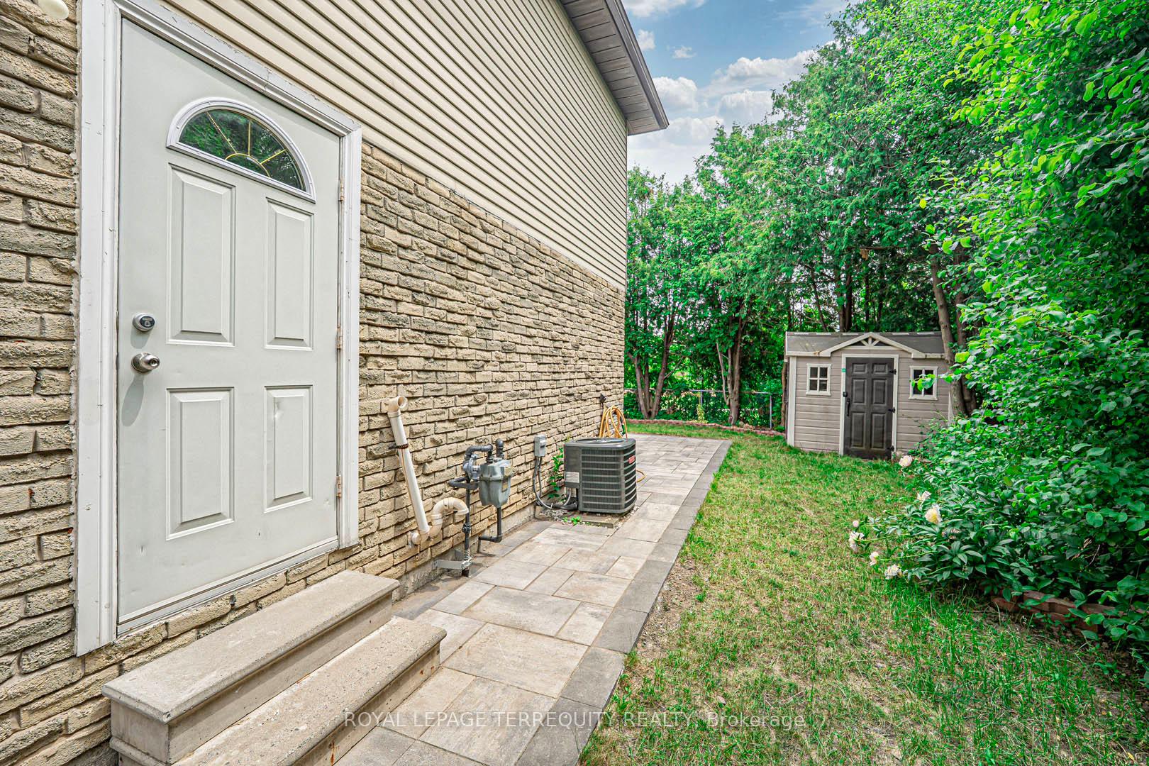 Photo 34 of 40 Pepperell Crescent, Markham, Milliken Mills West — HOMEH