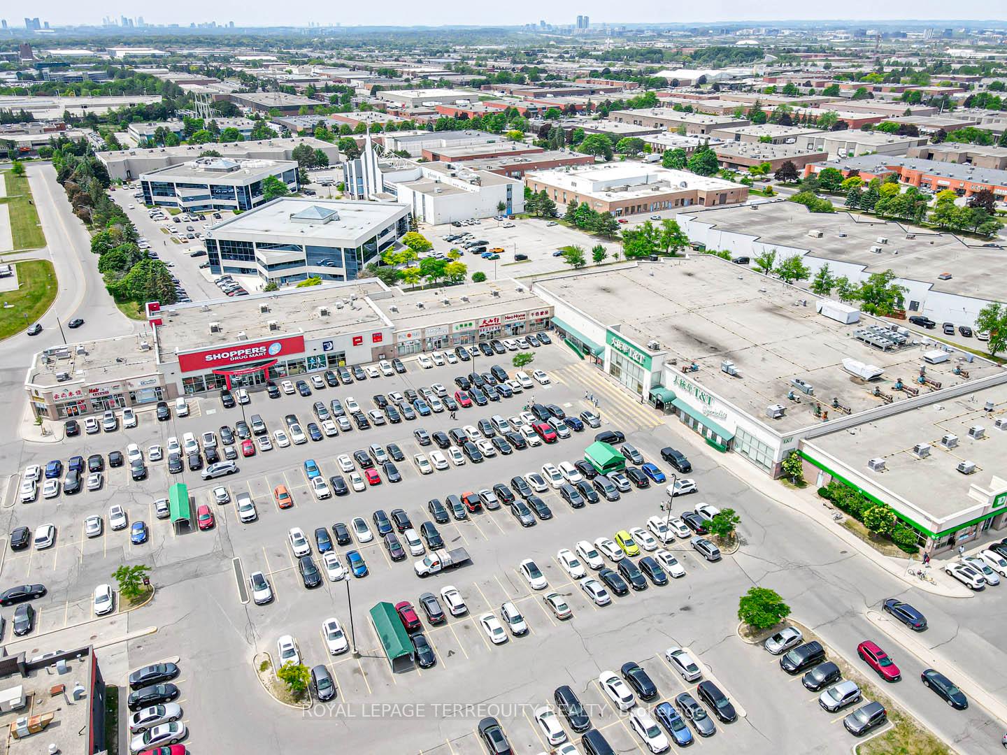 Photo 42 of 40 Pepperell Crescent, Markham, Milliken Mills West — HOMEH