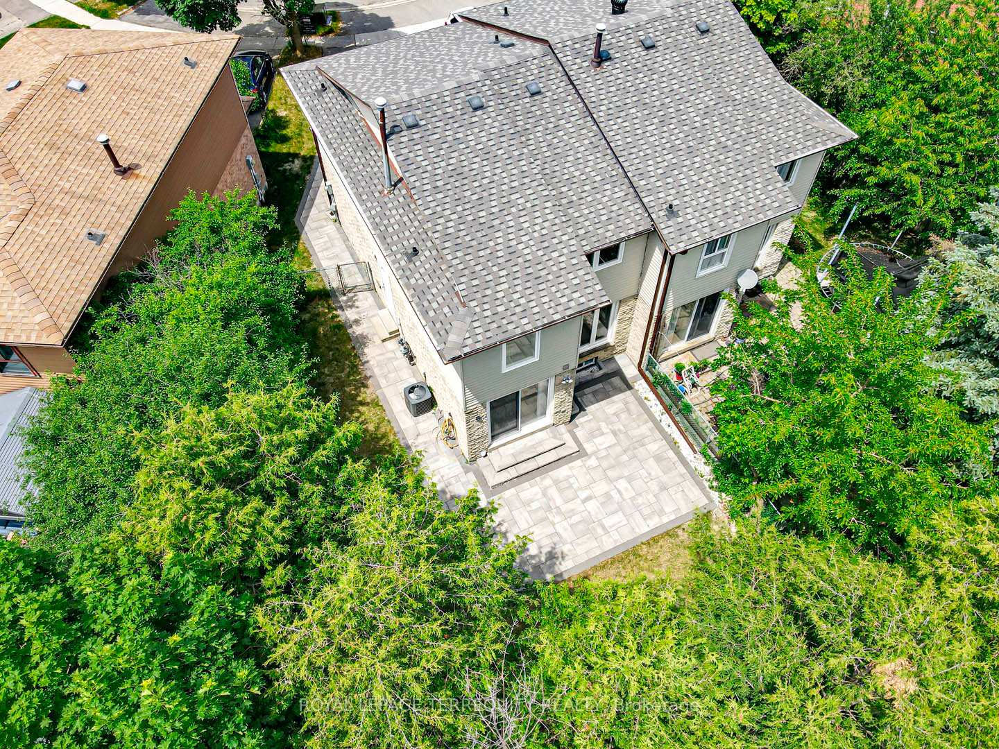 Photo 48 of 40 Pepperell Crescent, Markham, Milliken Mills West — HOMEH