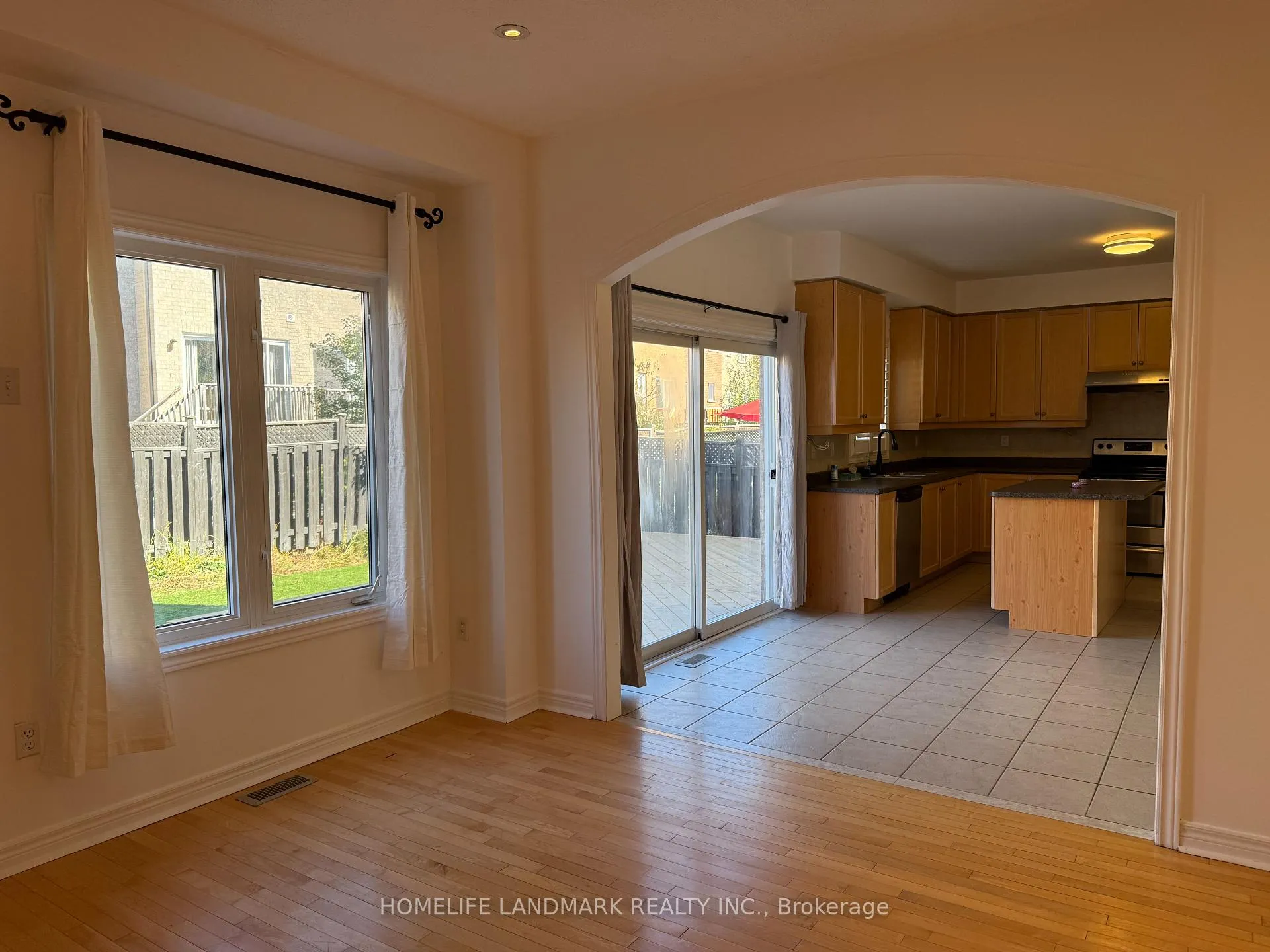 Photo 8 of 37 Osmond Appleton Road, Markham, Greensborough — HOMEH