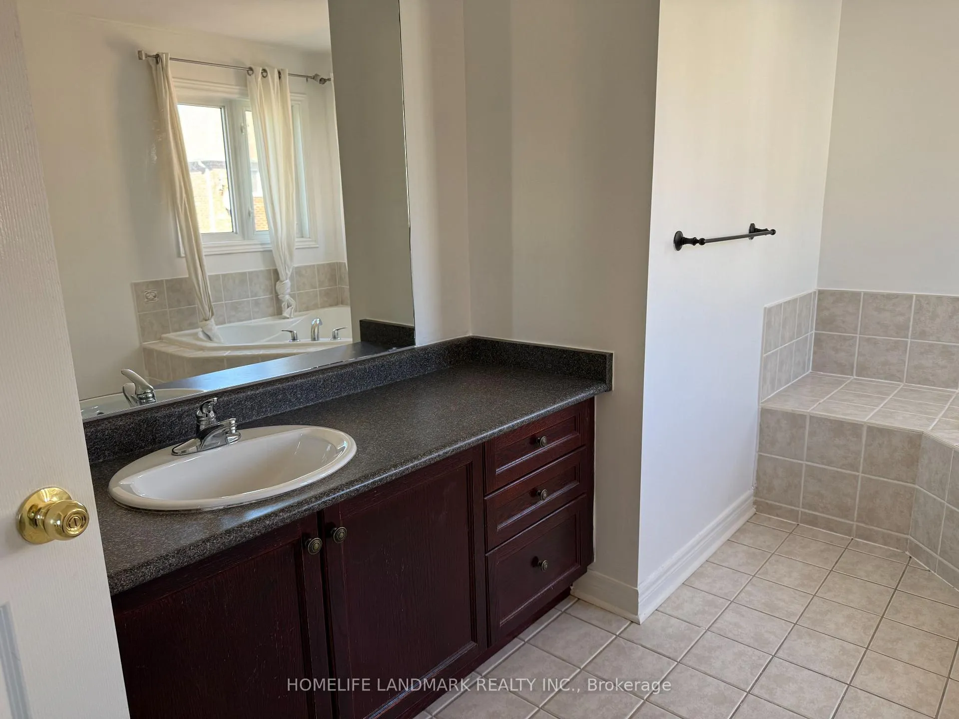 Photo 13 of 37 Osmond Appleton Road, Markham, Greensborough — HOMEH