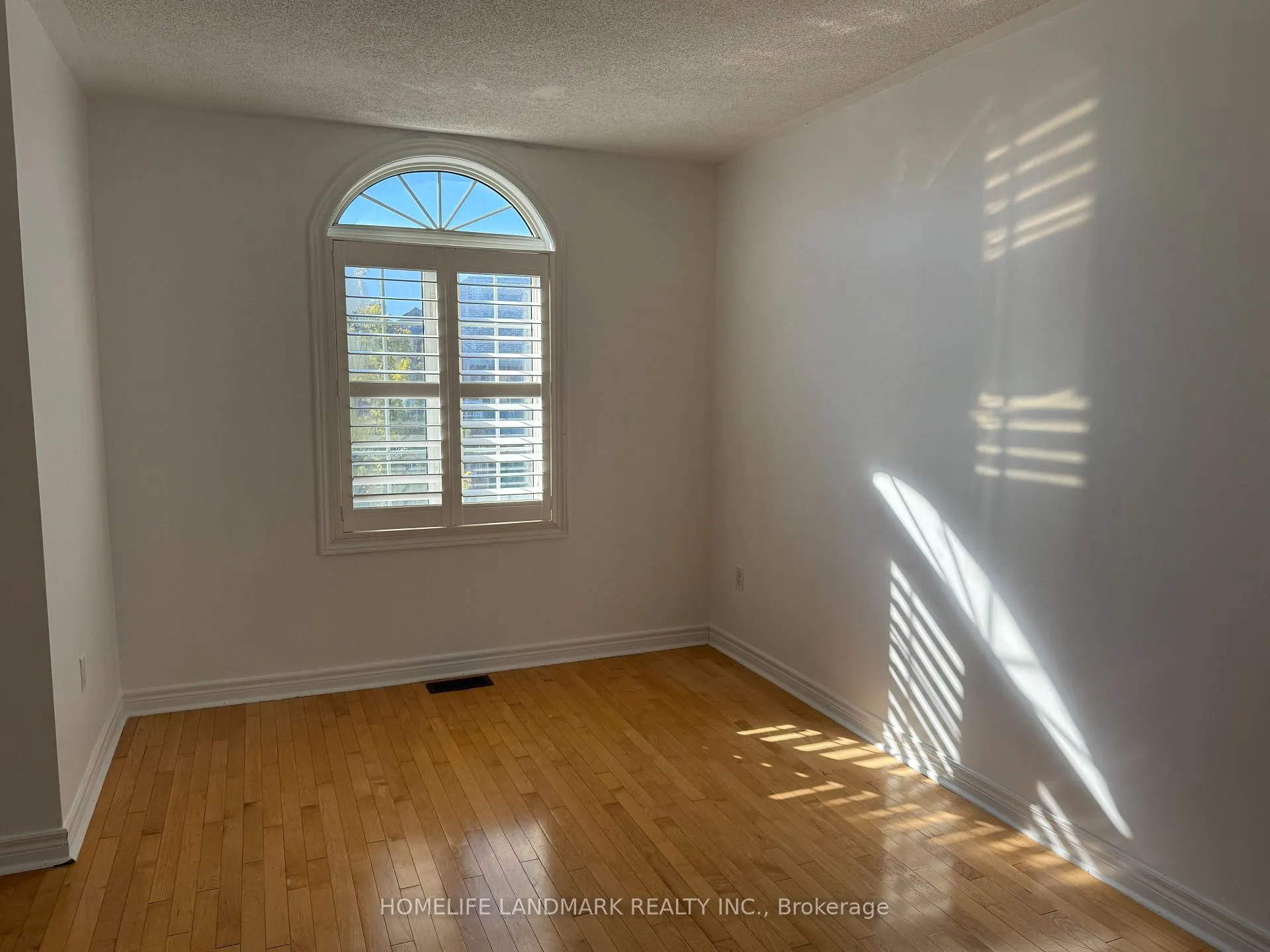 Photo 18 of 37 Osmond Appleton Road, Markham, Greensborough — HOMEH