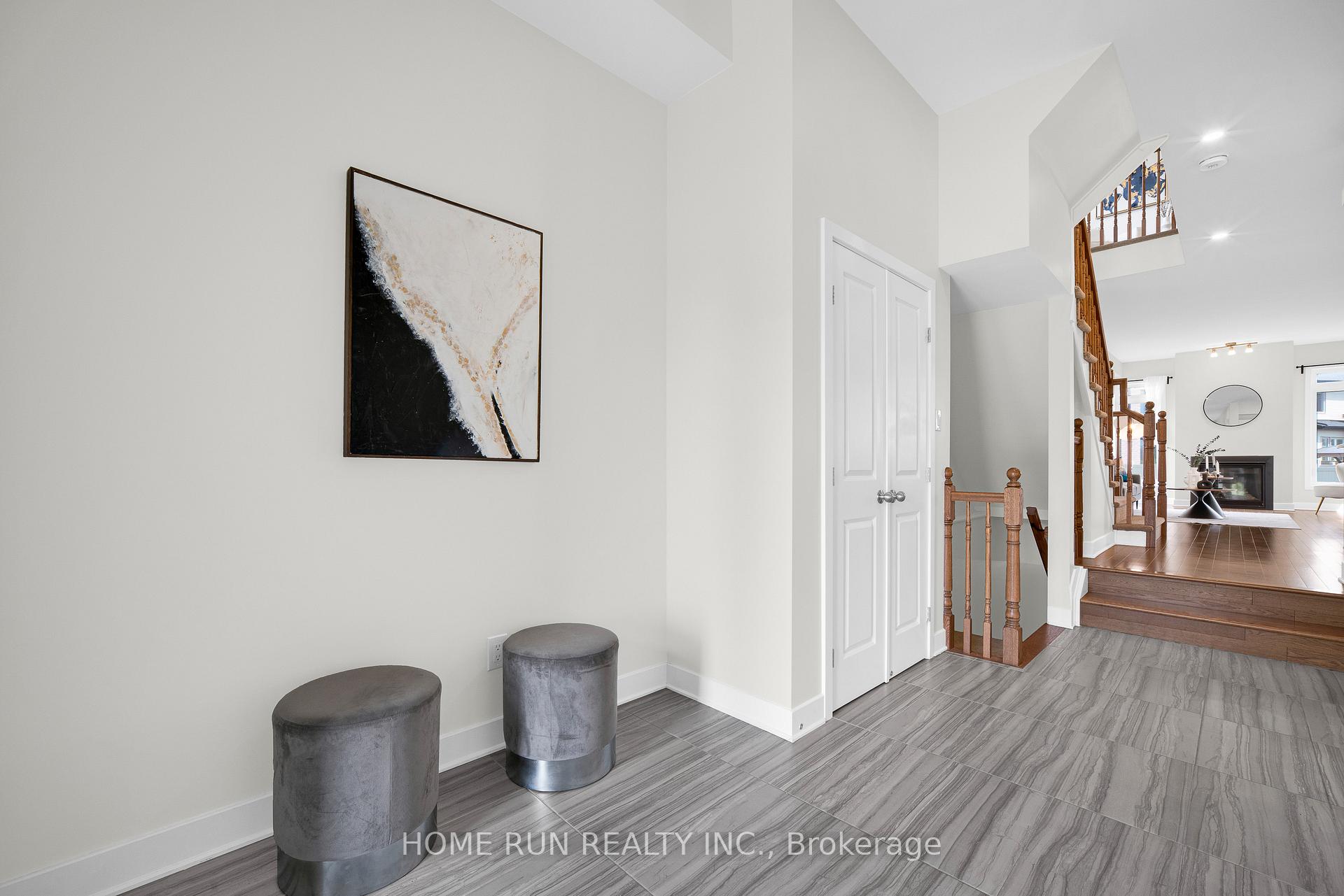 Photo 6 of 4946 Abbott Street, Ottawa, Kanata - Emerald Meadows/Trailwest — HOMEH