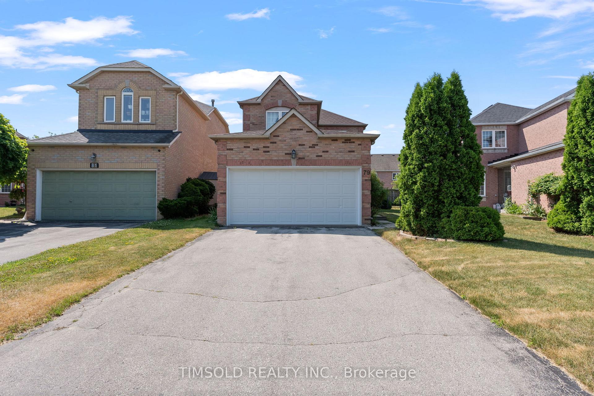 Front of 79 Cairncross Crescent