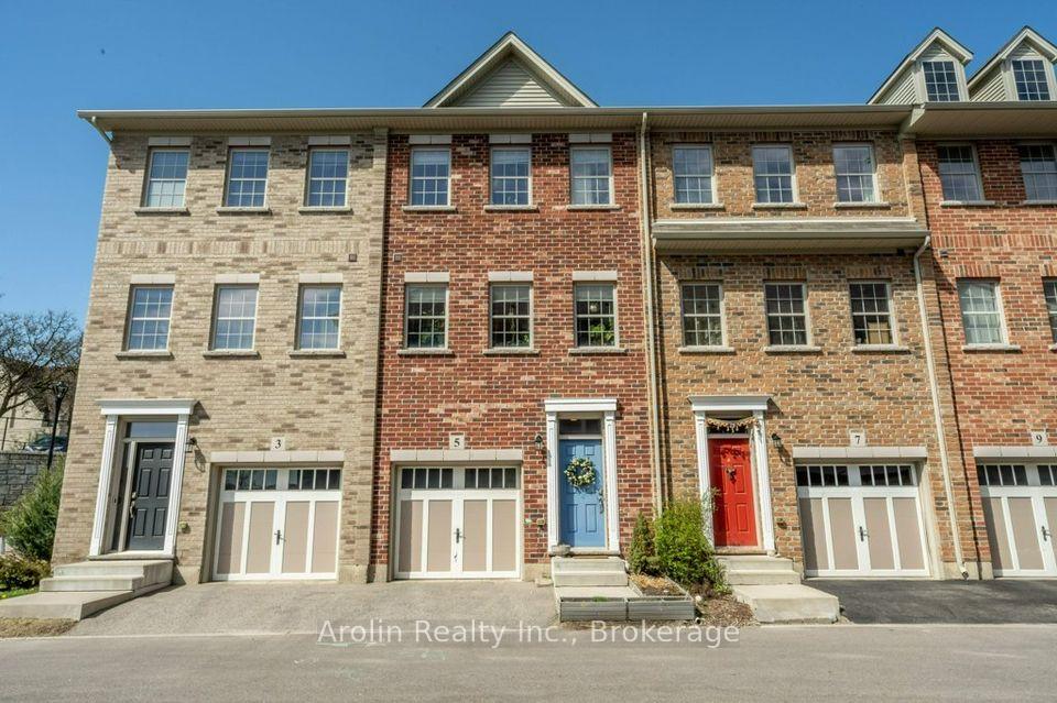 Front of 5 Oxfordshire Lane