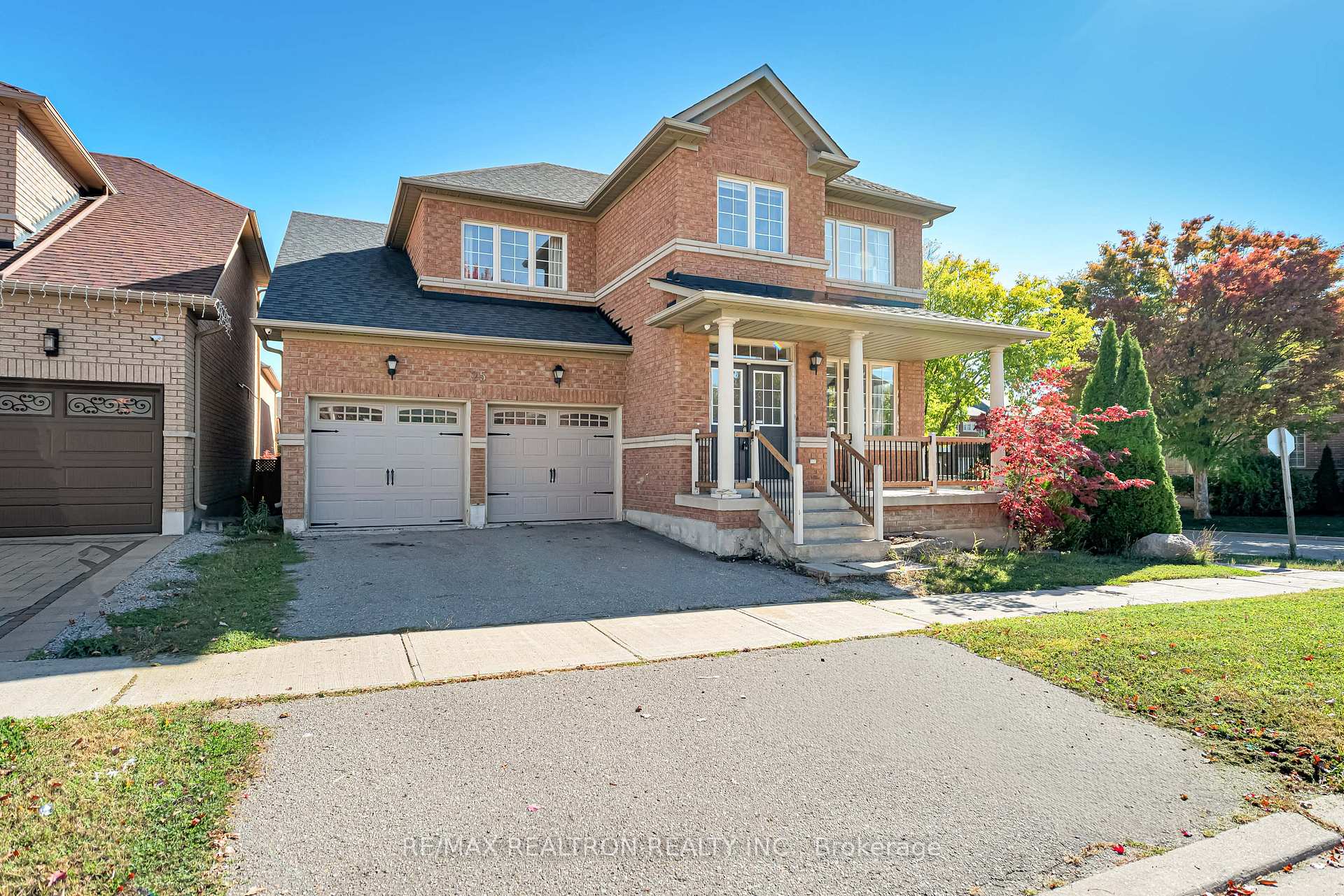 Photo 2 of 25 Nichols Boulevard, Markham, Cachet — HOMEH