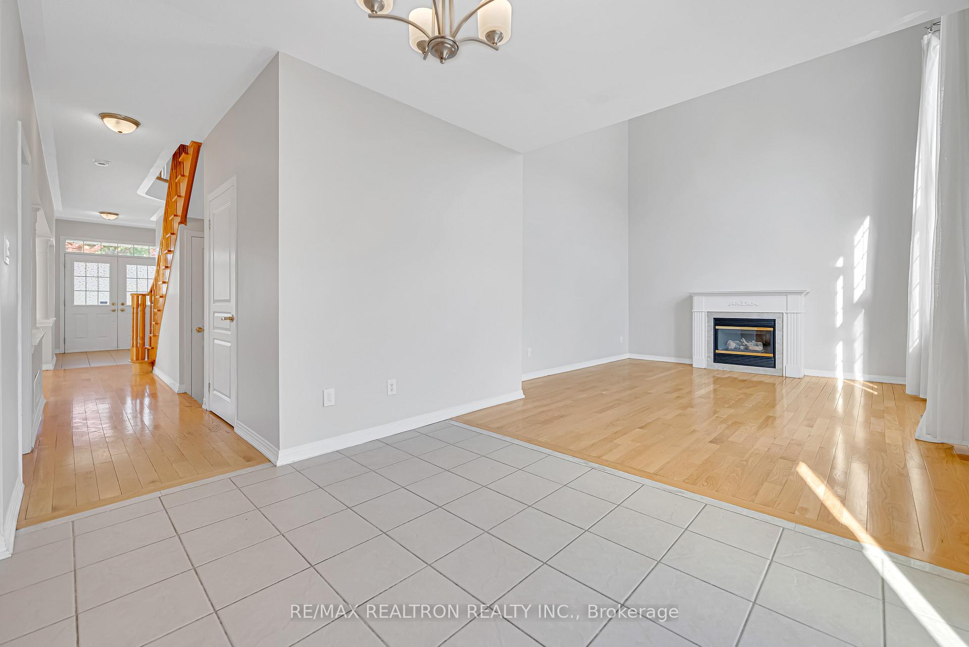 Photo 20 of 25 Nichols Boulevard, Markham, Cachet — HOMEH