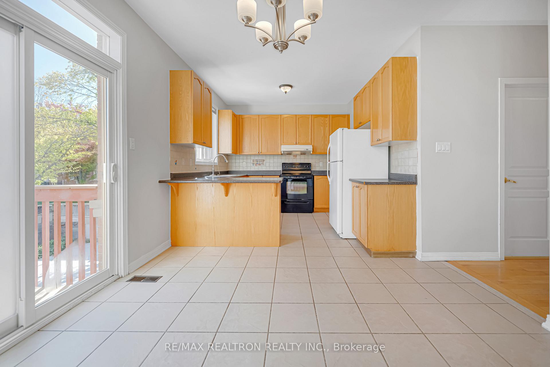 Photo 25 of 25 Nichols Boulevard, Markham, Cachet — HOMEH