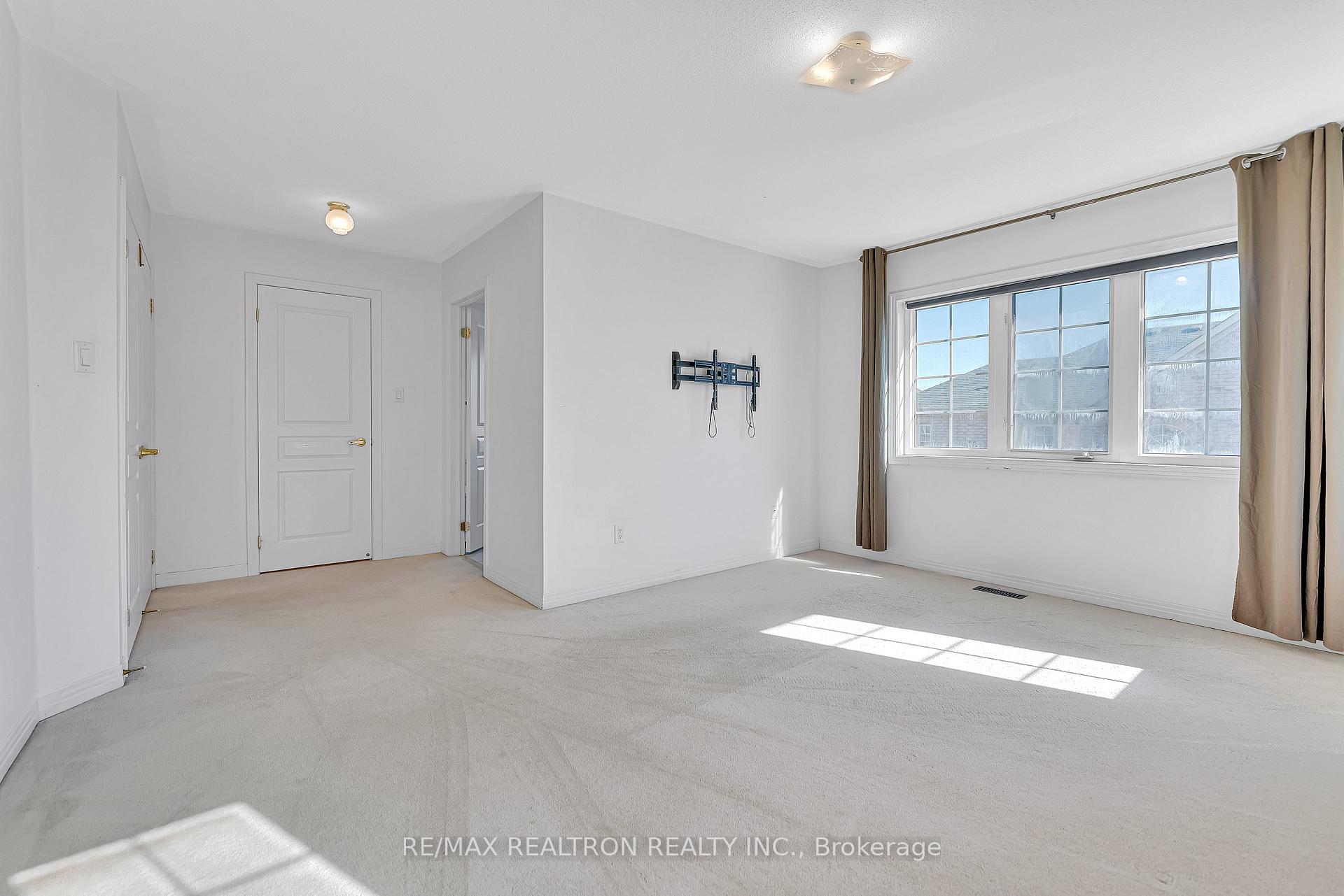 Photo 30 of 25 Nichols Boulevard, Markham, Cachet — HOMEH