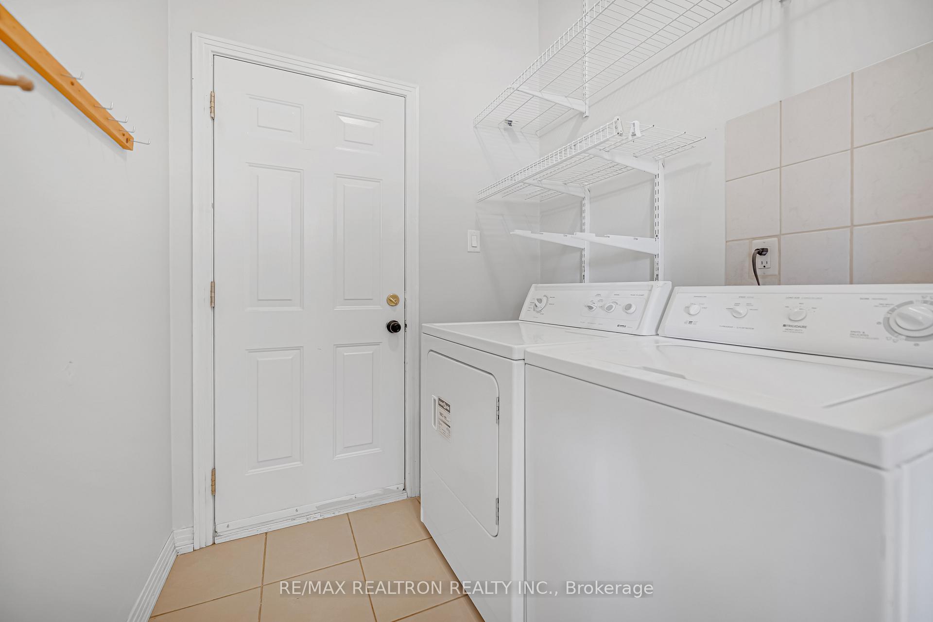 Photo 36 of 25 Nichols Boulevard, Markham, Cachet — HOMEH