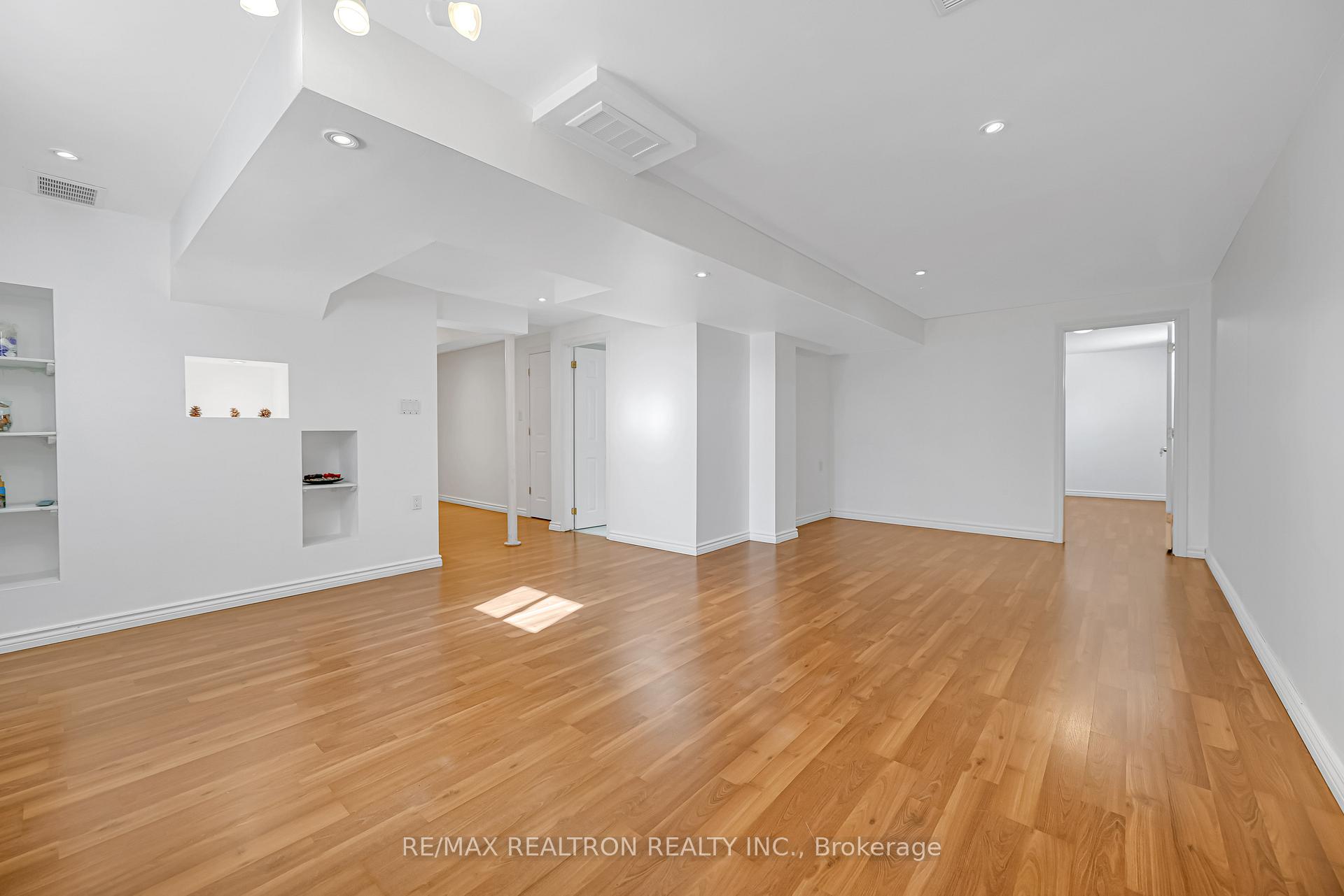 Photo 38 of 25 Nichols Boulevard, Markham, Cachet — HOMEH