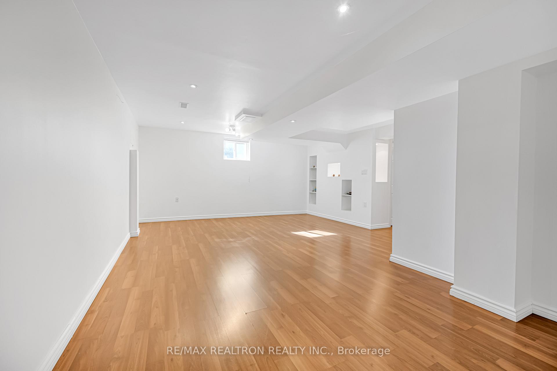 Photo 39 of 25 Nichols Boulevard, Markham, Cachet — HOMEH