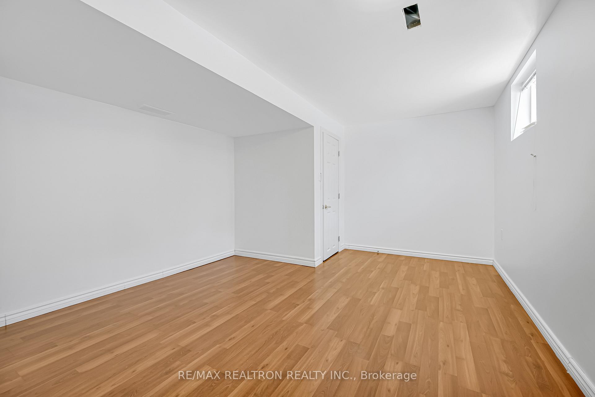 Photo 40 of 25 Nichols Boulevard, Markham, Cachet — HOMEH