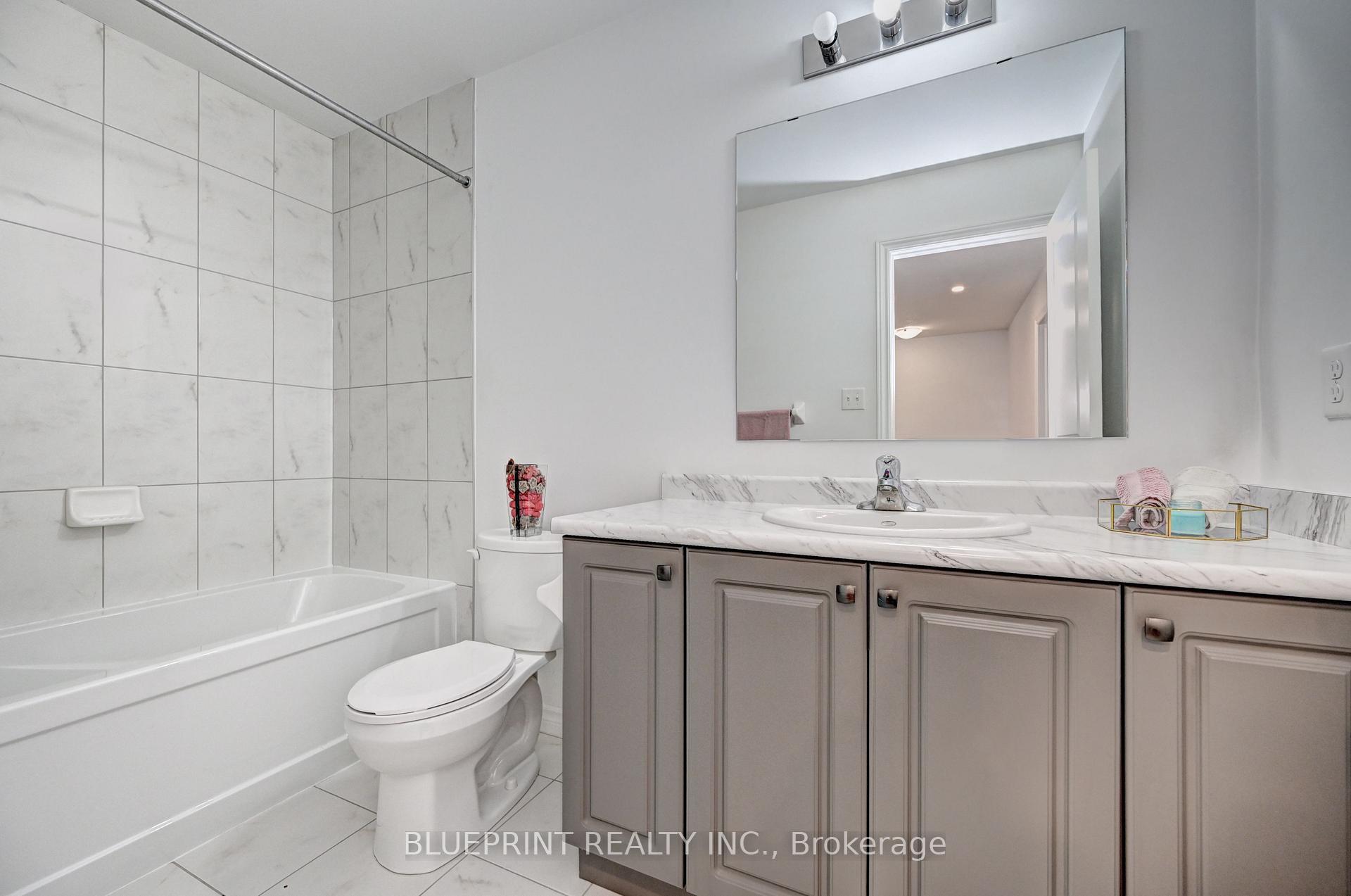 Photo 32 of 51 Woodedge Circle, Kitchener — HOMEH