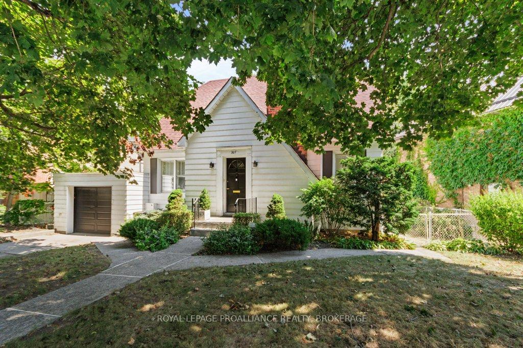 Photo 1 of 207 College Street, Kingston, Central City East — HOMEH