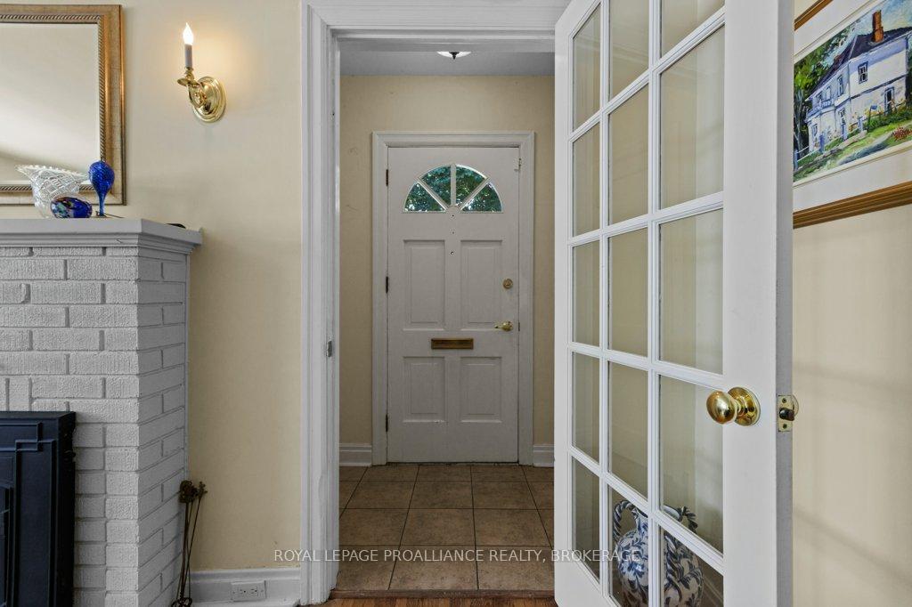 Photo 4 of 207 College Street, Kingston, Central City East — HOMEH