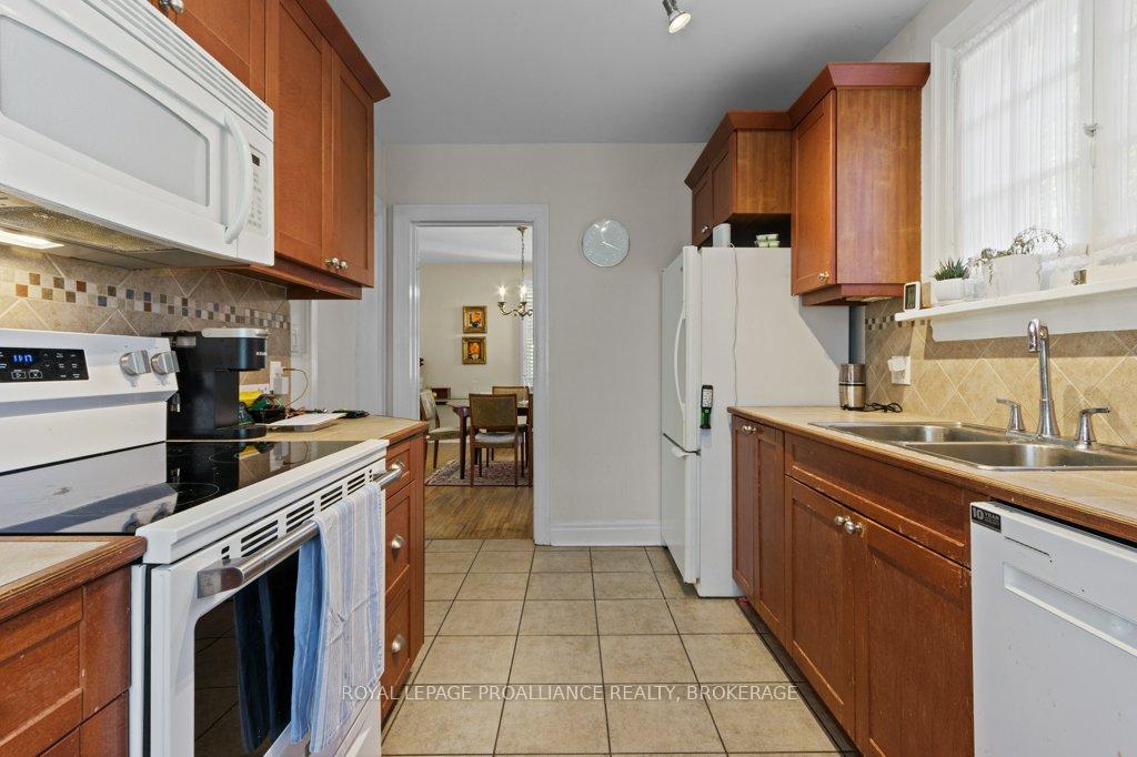 Photo 12 of 207 College Street, Kingston, Central City East — HOMEH
