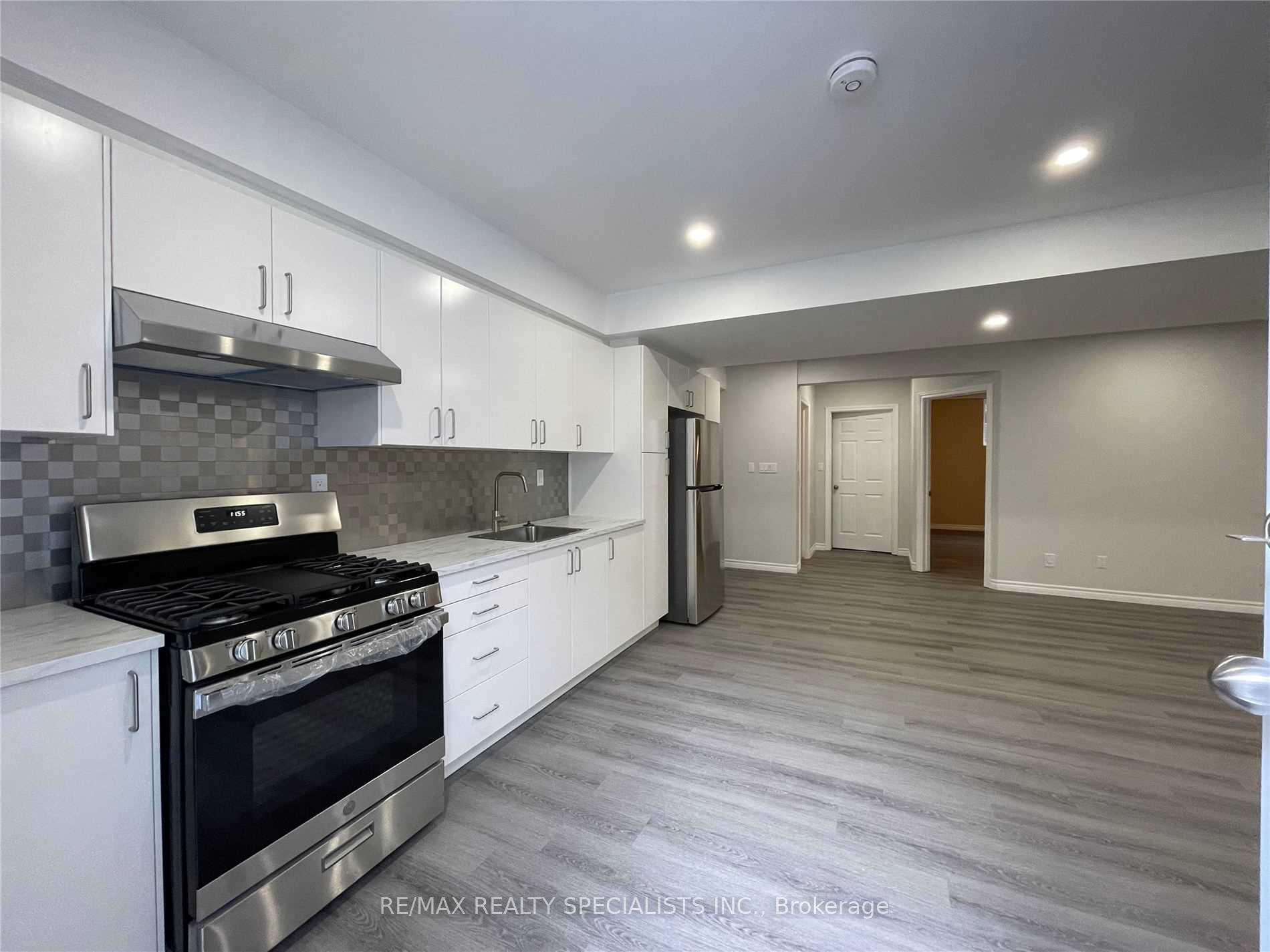 Photo 9 of Unit Lower, 111 Silverspring Crescent, Hamilton, Hannon — HOMEH