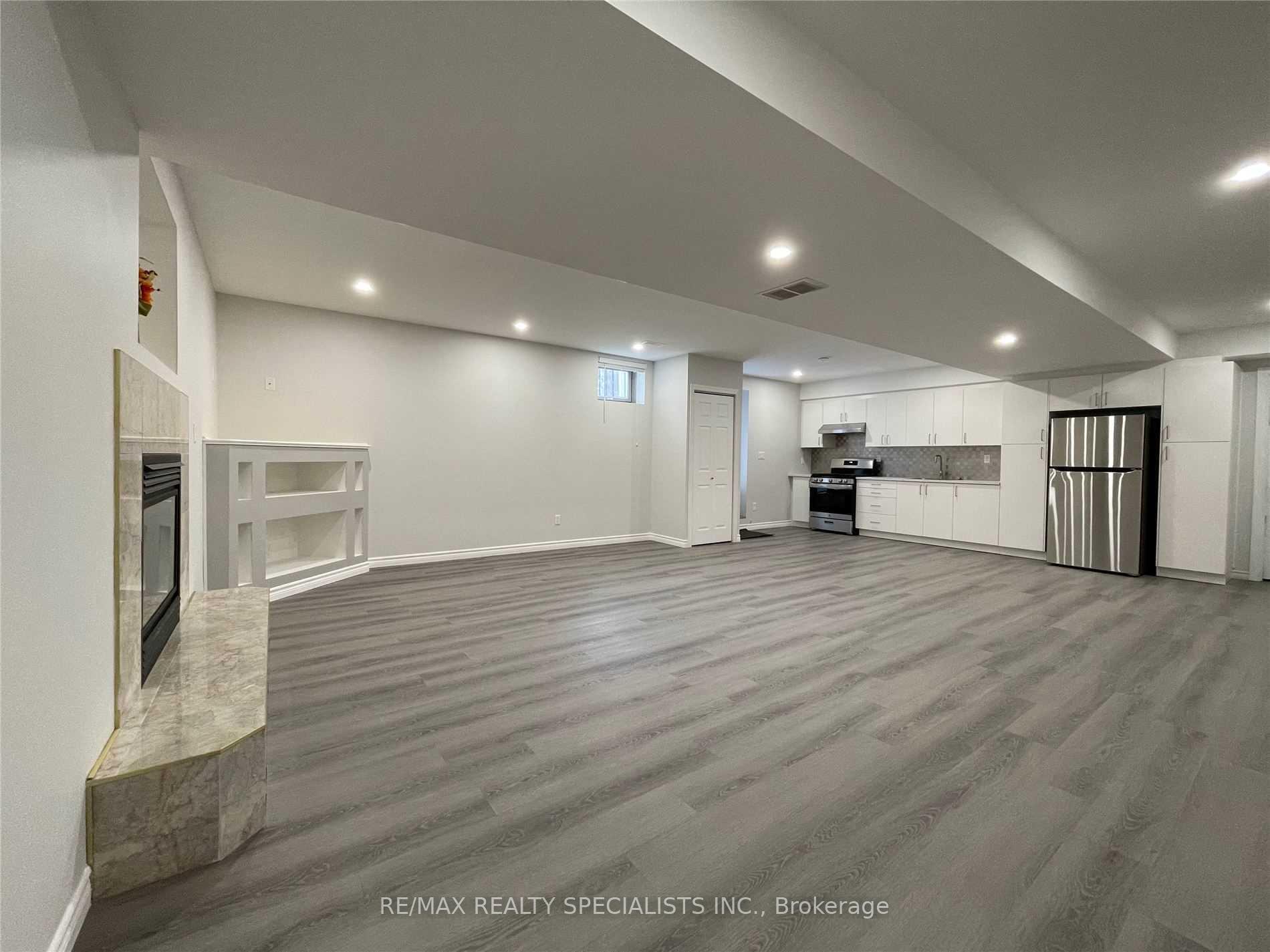 Photo 17 of Unit Lower, 111 Silverspring Crescent, Hamilton, Hannon — HOMEH