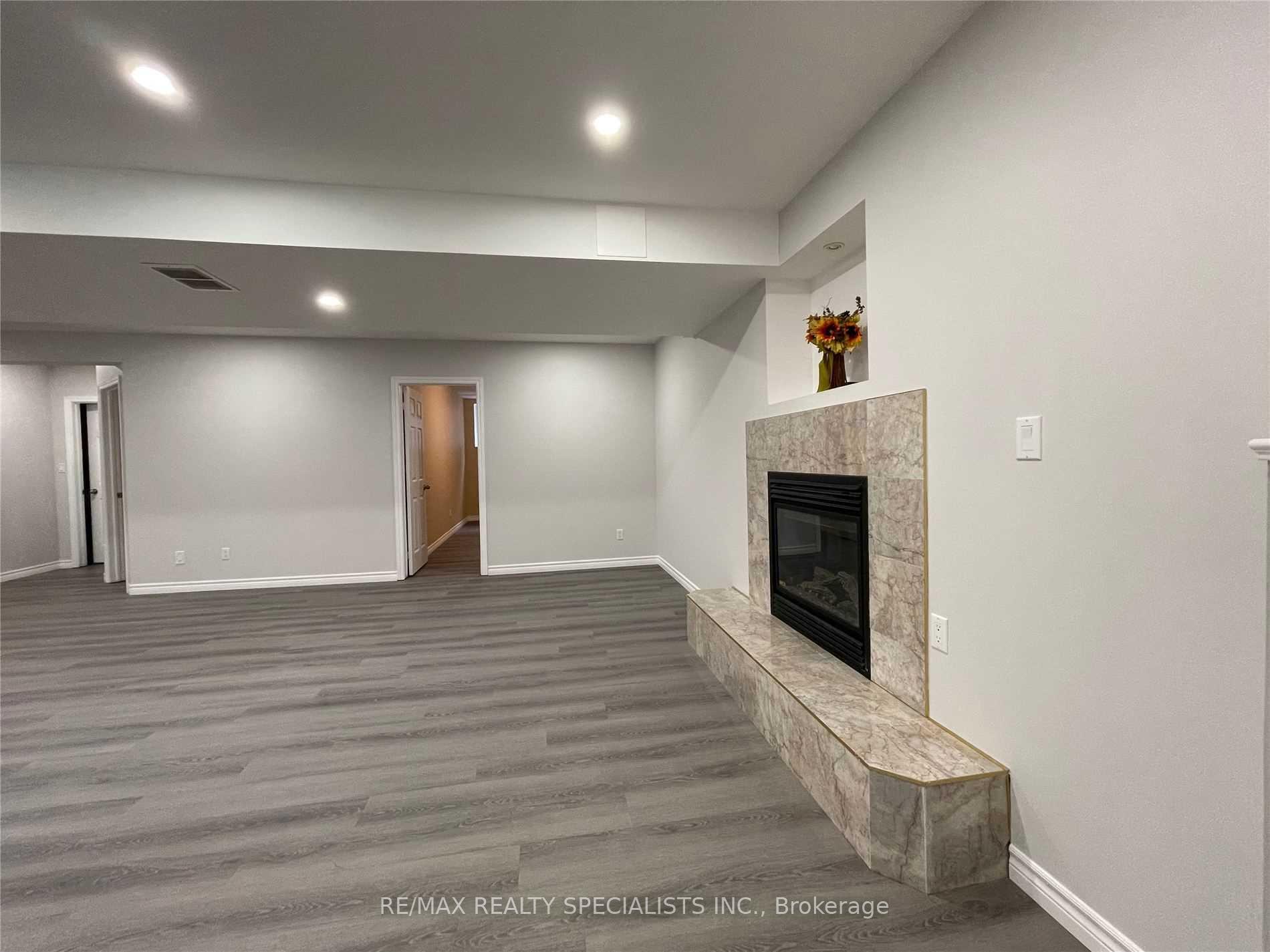 Photo 20 of Unit Lower, 111 Silverspring Crescent, Hamilton, Hannon — HOMEH