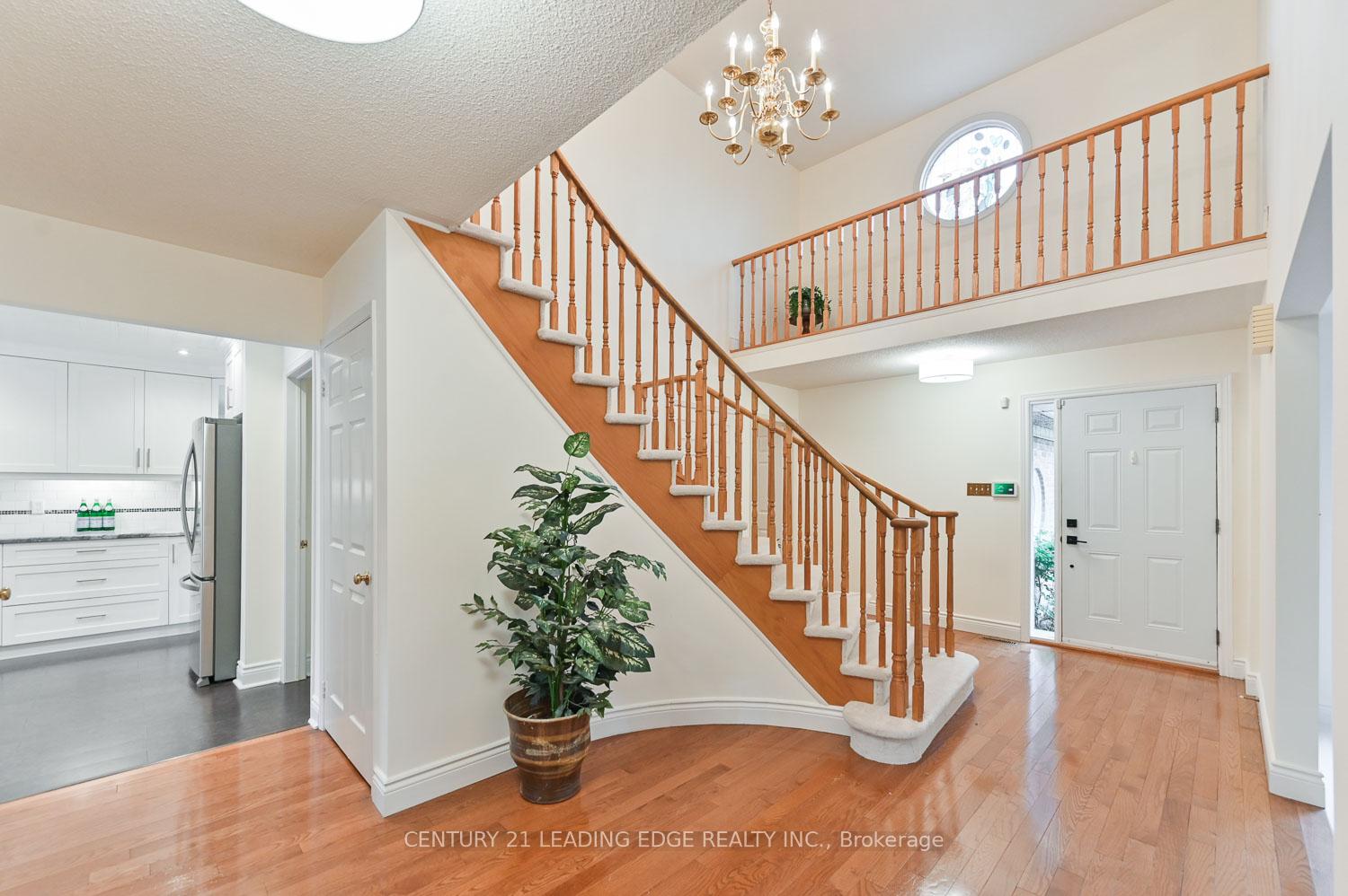 Photo 8 of 4 Marshfield Hollow, Markham, Unionville — HOMEH