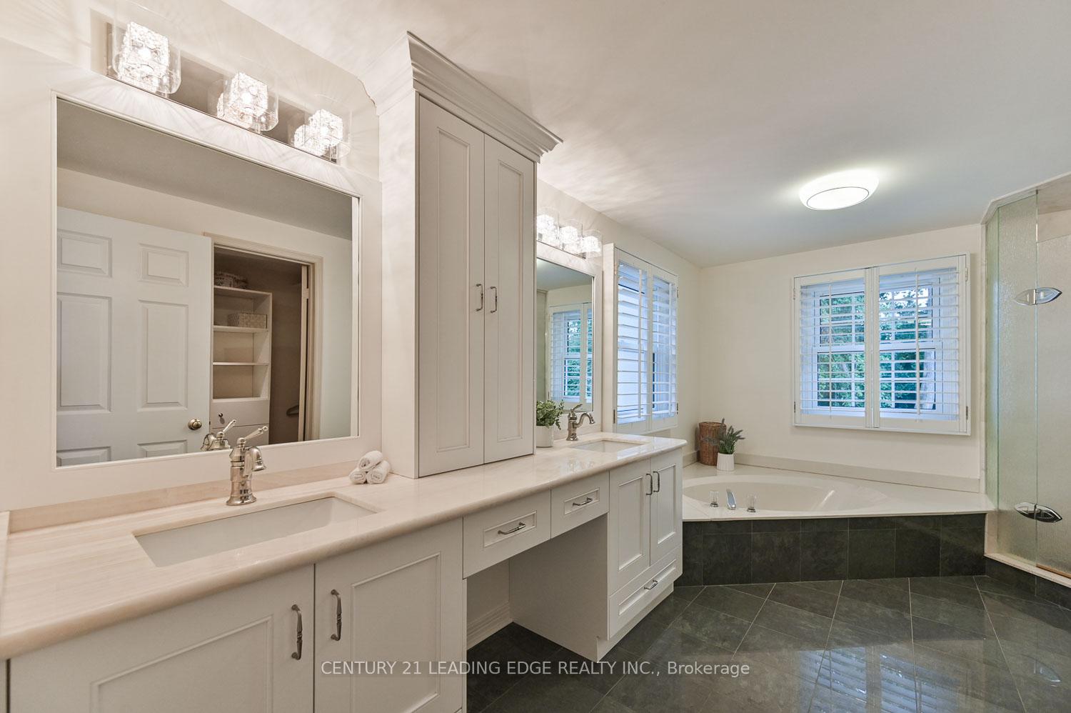 Photo 33 of 4 Marshfield Hollow, Markham, Unionville — HOMEH