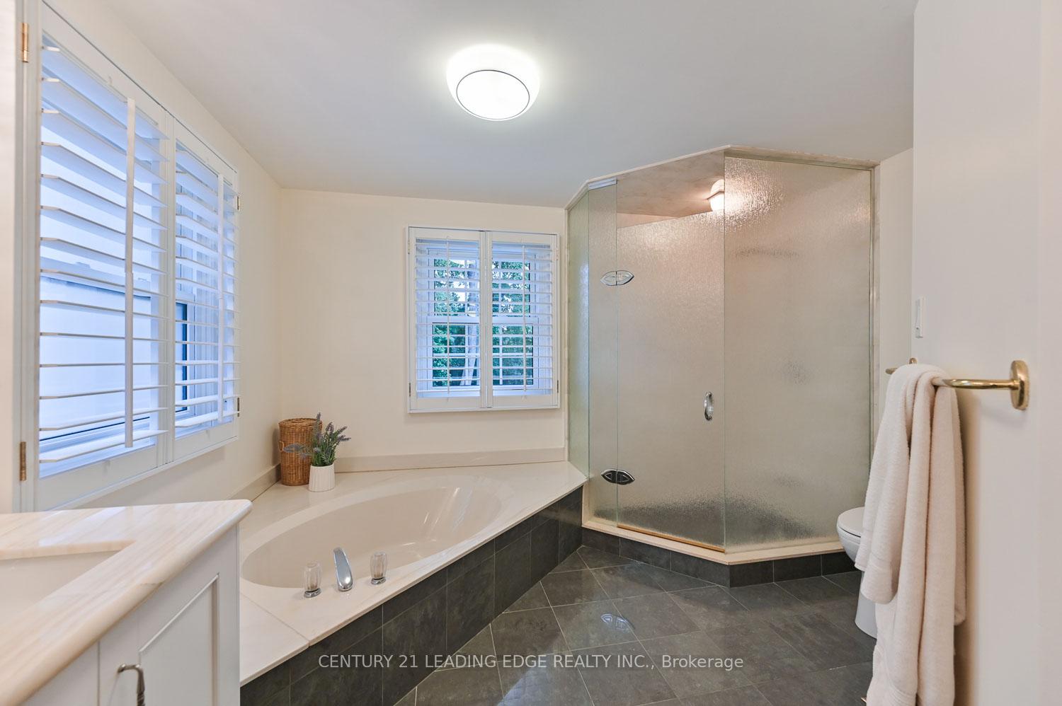 Photo 34 of 4 Marshfield Hollow, Markham, Unionville — HOMEH