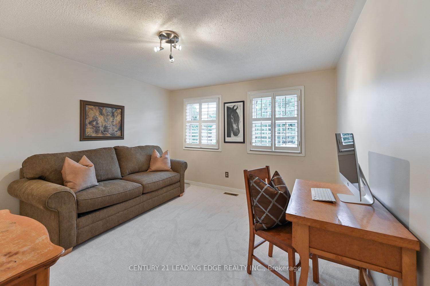 Photo 38 of 4 Marshfield Hollow, Markham, Unionville — HOMEH