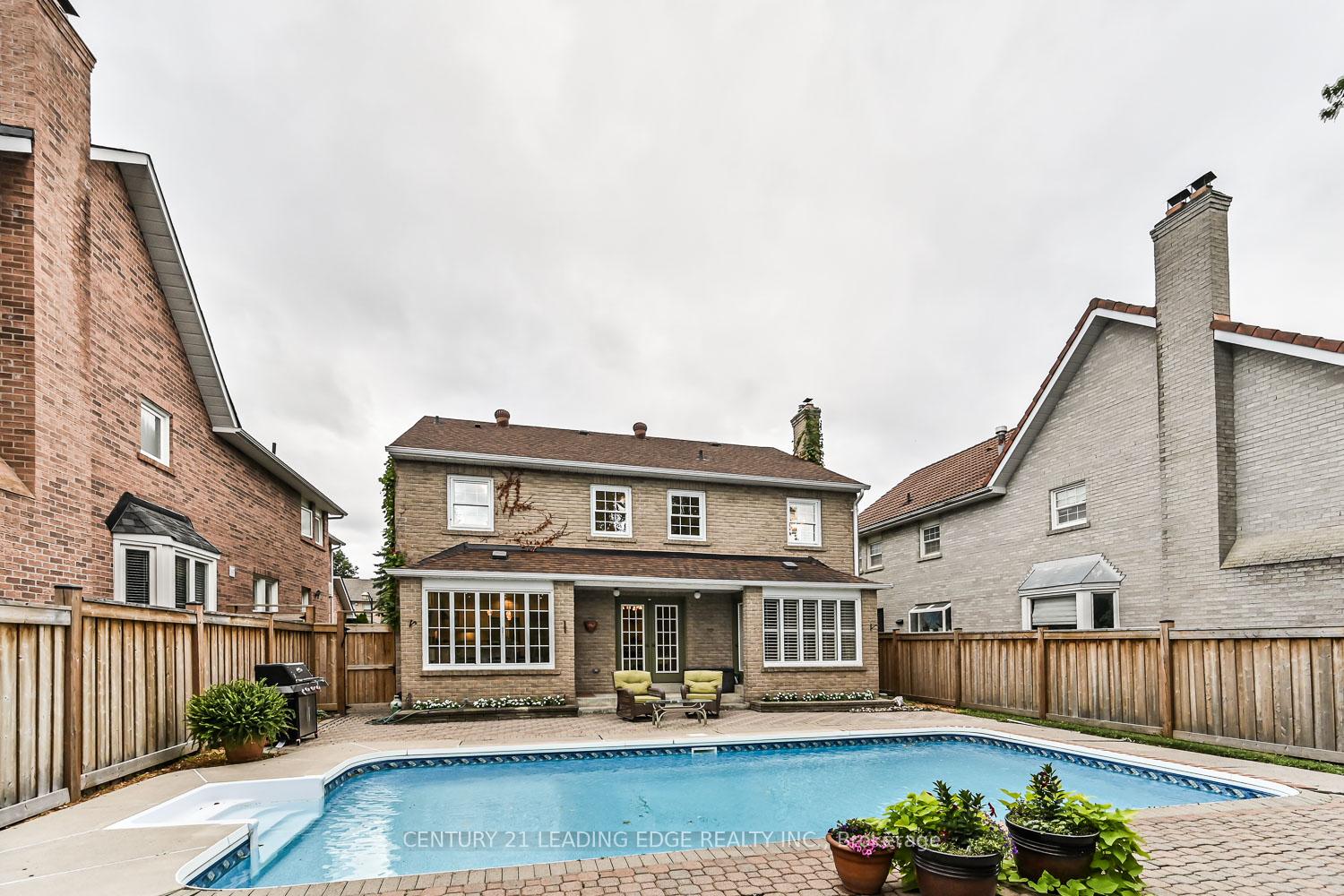 Photo 45 of 4 Marshfield Hollow, Markham, Unionville — HOMEH