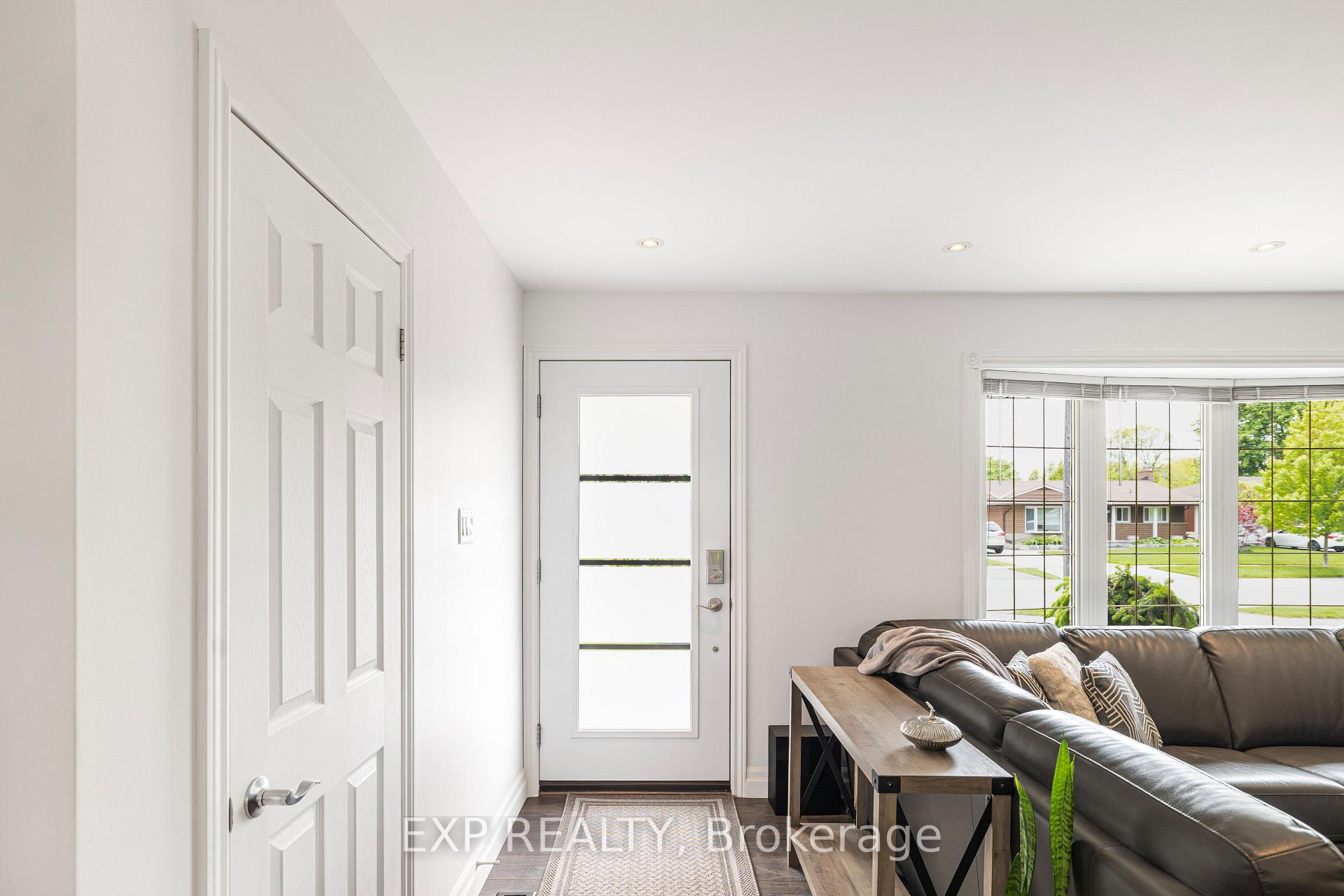 Photo 13 of 190 Ross Avenue, Kitchener — HOMEH