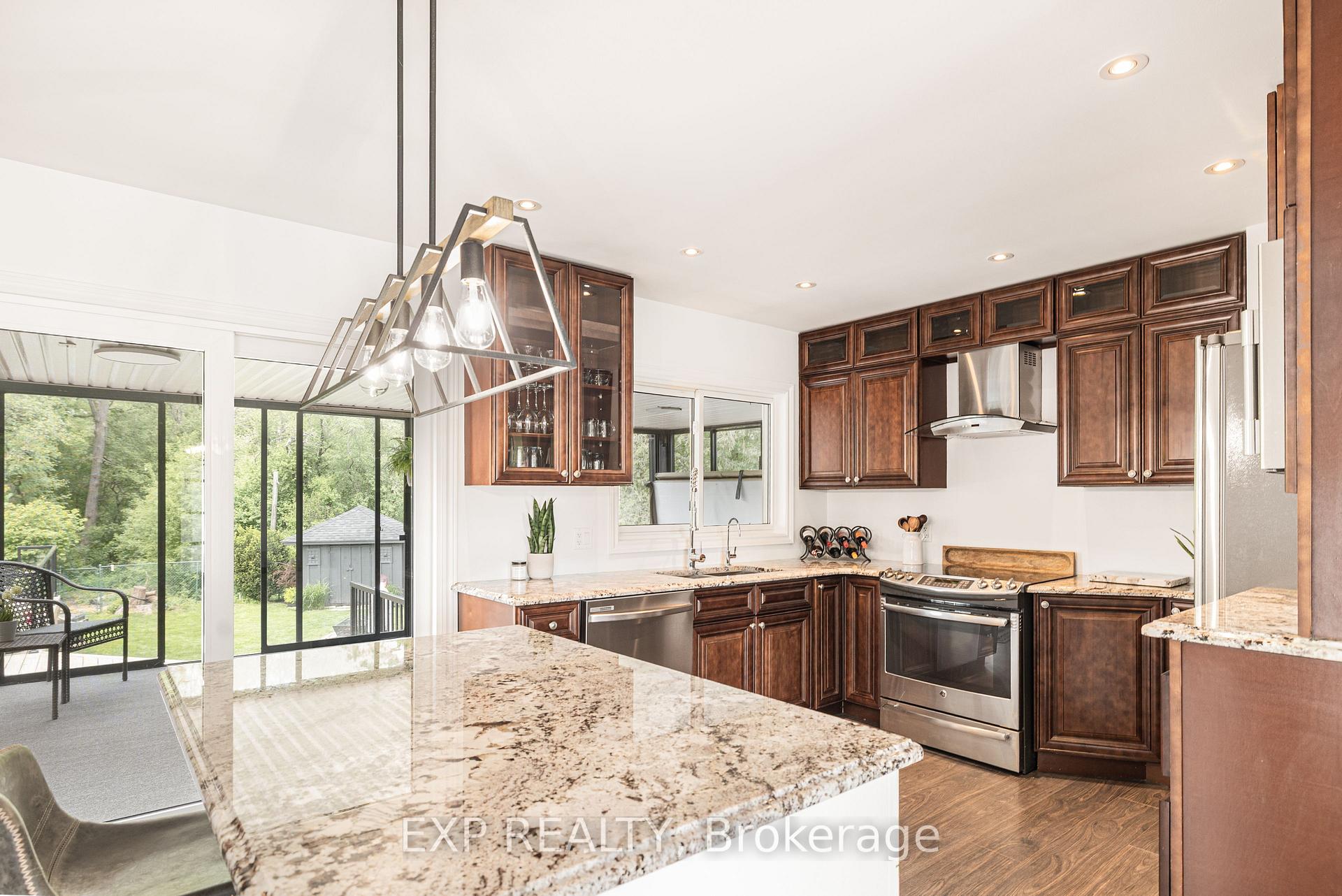Photo 21 of 190 Ross Avenue, Kitchener — HOMEH