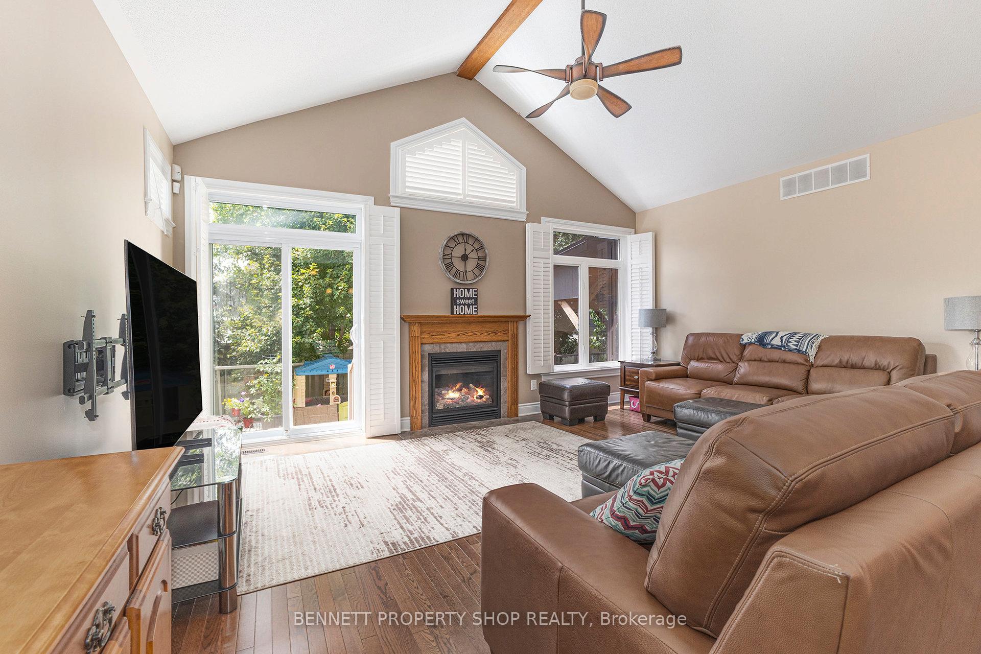 Photo 13 of 123 Elfin Grove, Ottawa, Kanata - Emerald Meadows/Trailwest — HOMEH