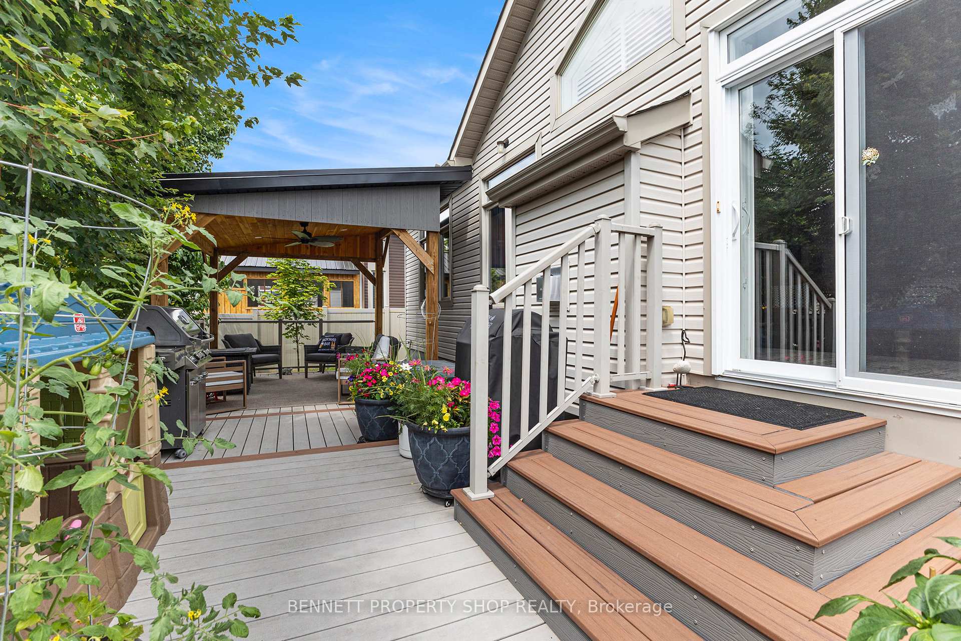 Photo 30 of 123 Elfin Grove, Ottawa, Kanata - Emerald Meadows/Trailwest — HOMEH