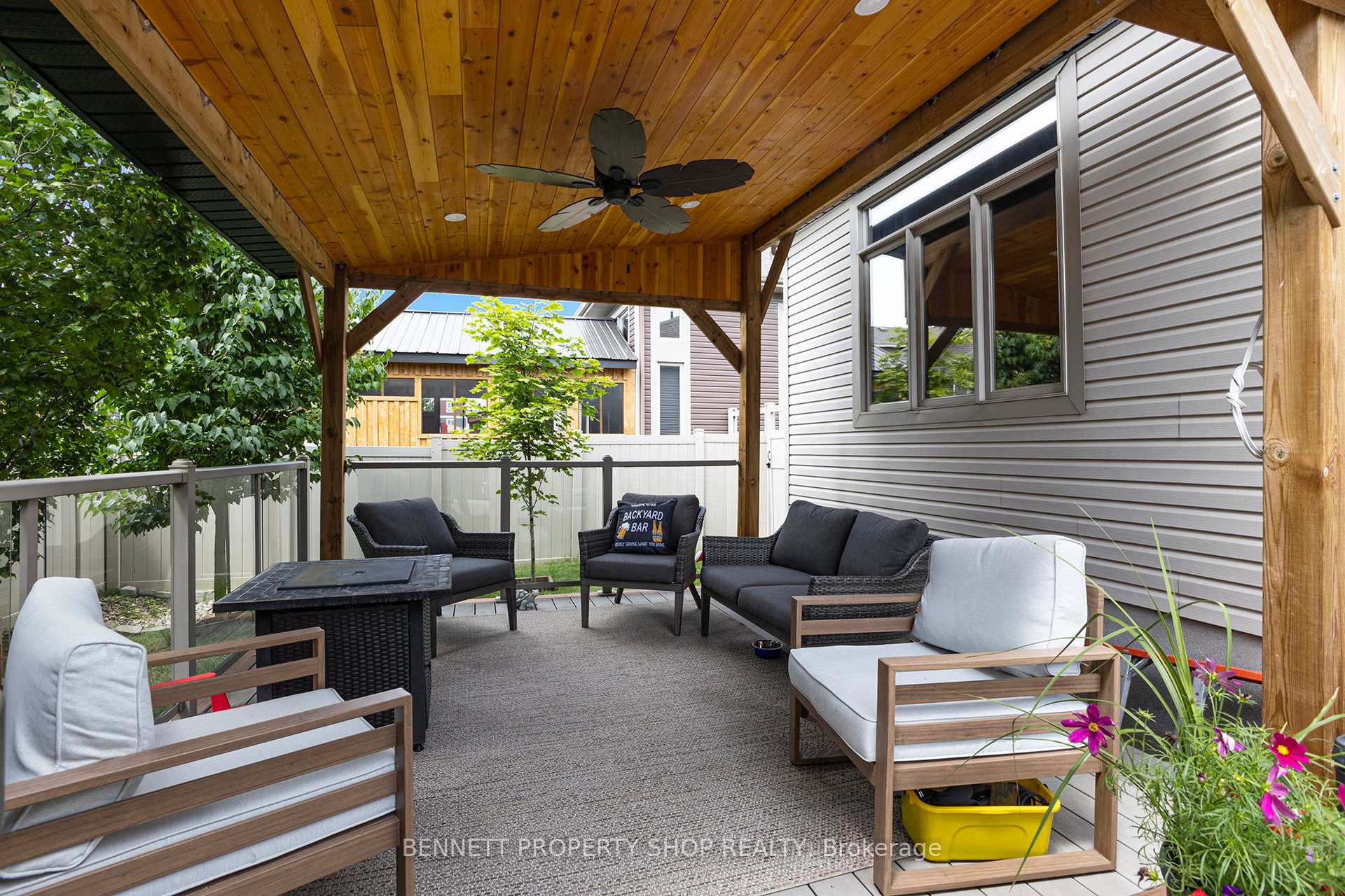 Photo 32 of 123 Elfin Grove, Ottawa, Kanata - Emerald Meadows/Trailwest — HOMEH