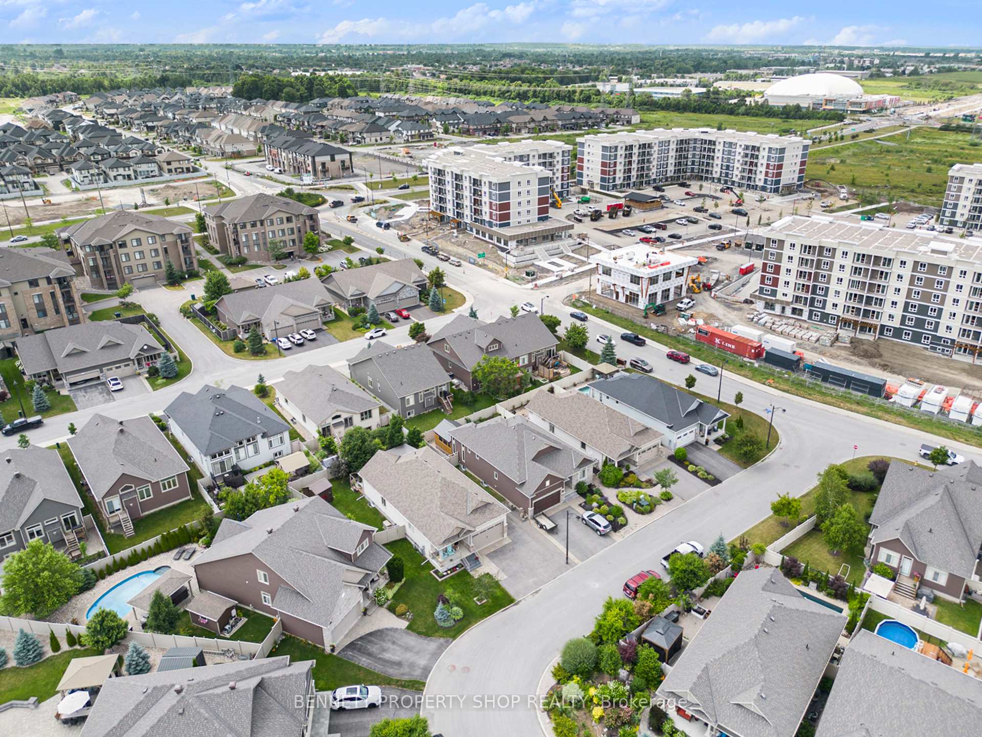 Photo 37 of 123 Elfin Grove, Ottawa, Kanata - Emerald Meadows/Trailwest — HOMEH