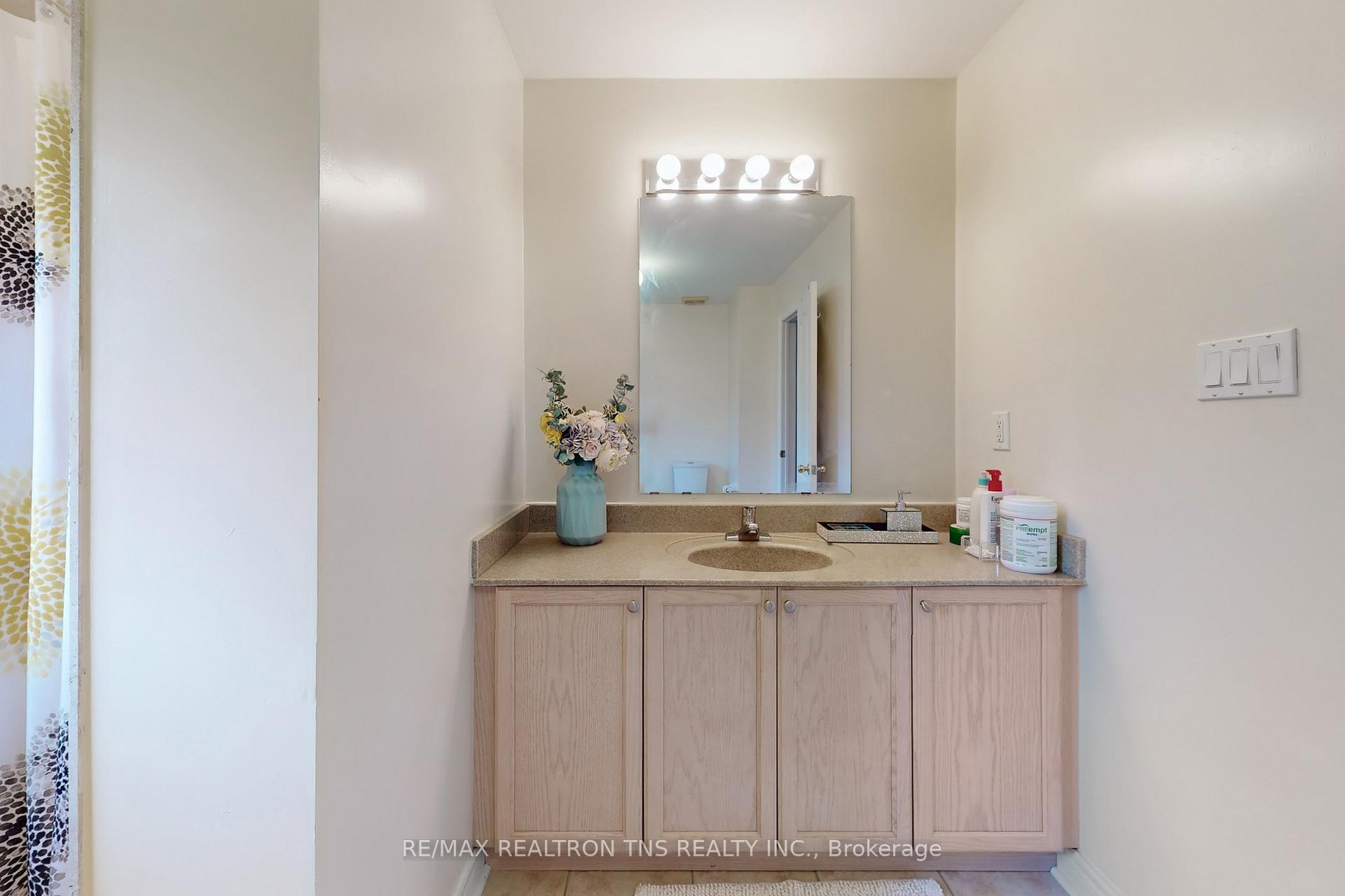 Photo 33 of 26 Bartlett Road, Markham, Cachet — HOMEH