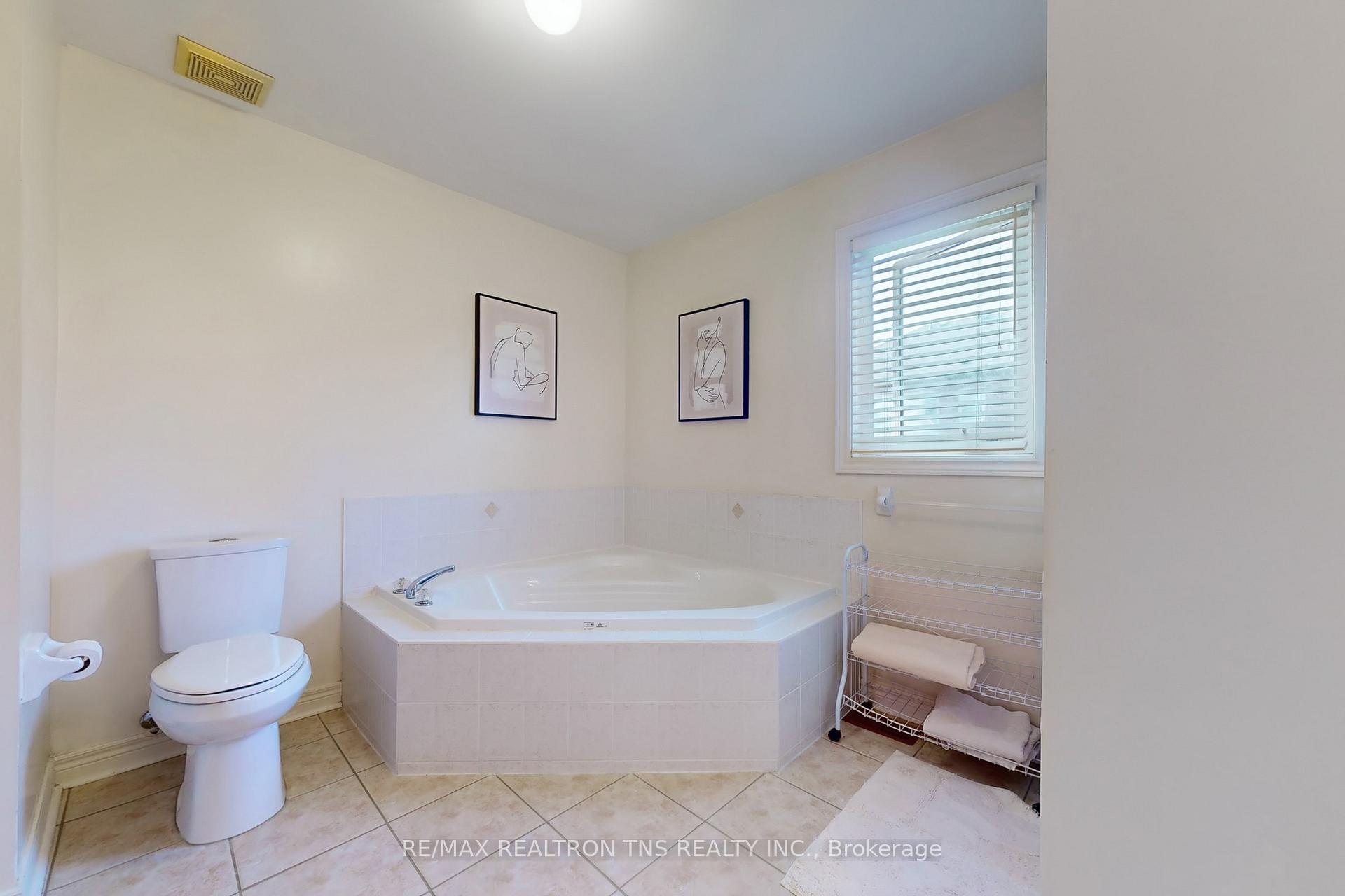 Photo 35 of 26 Bartlett Road, Markham, Cachet — HOMEH
