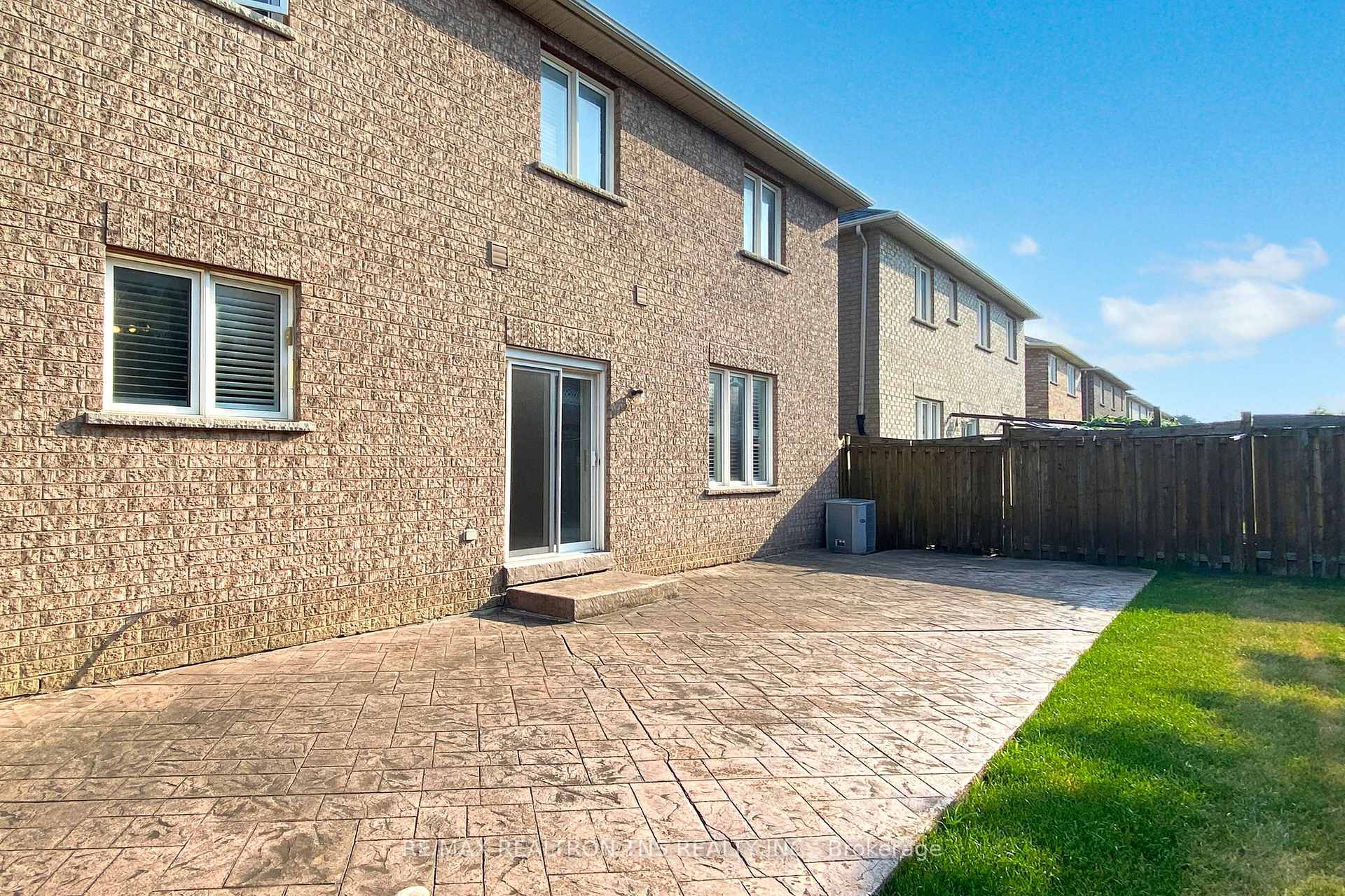 Photo 45 of 26 Bartlett Road, Markham, Cachet — HOMEH