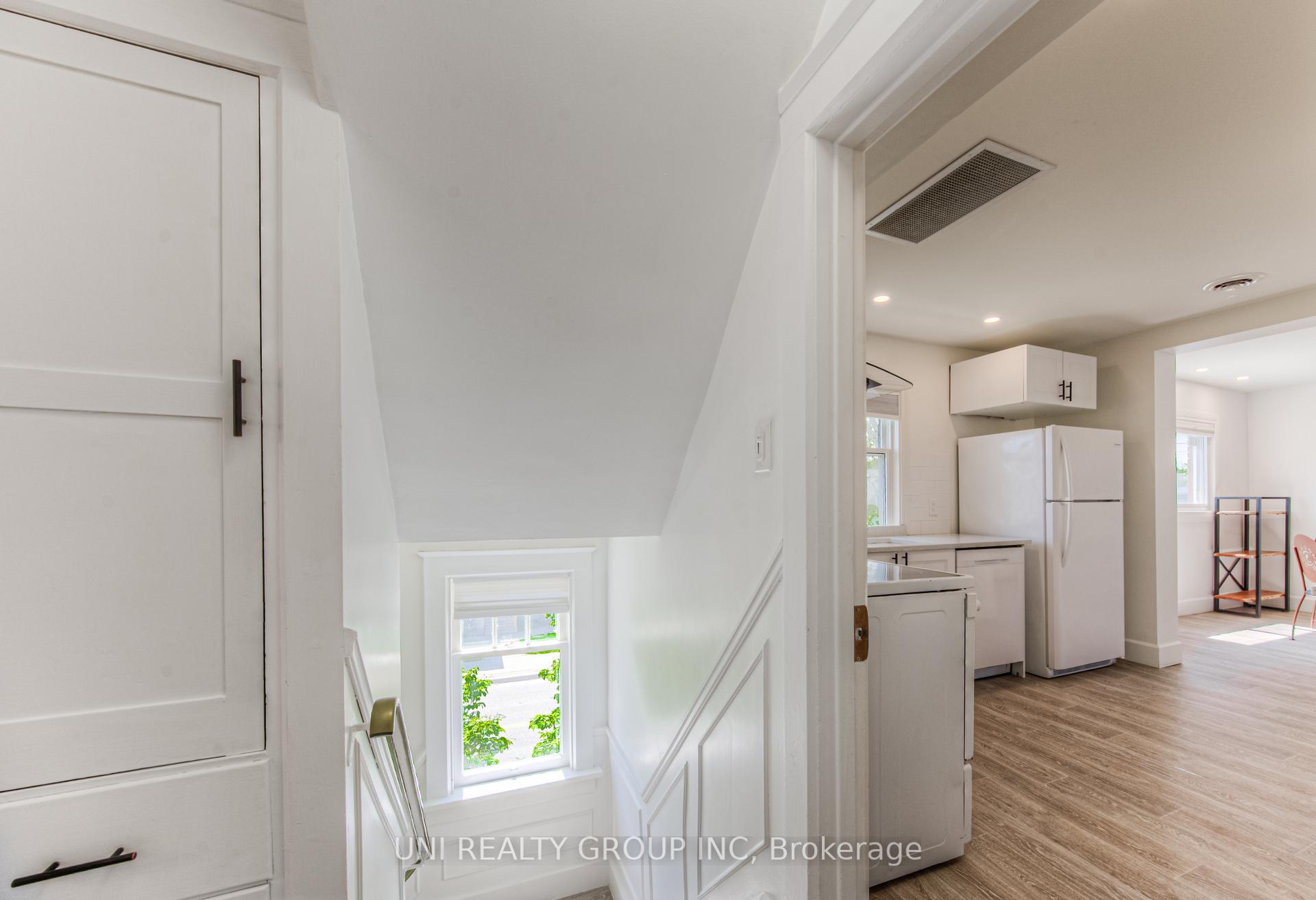 Photo 25 of 251 Margaret Avenue, Kitchener, Fairfield — HOMEH