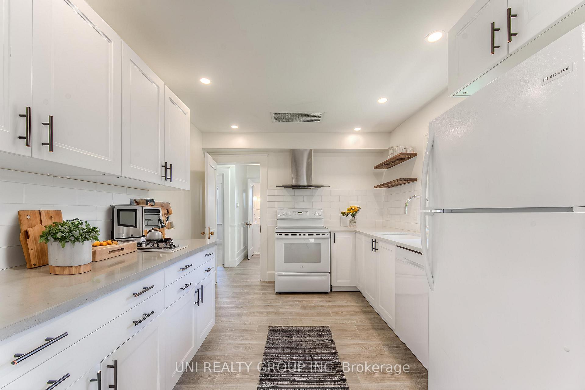 Photo 26 of 251 Margaret Avenue, Kitchener, Fairfield — HOMEH