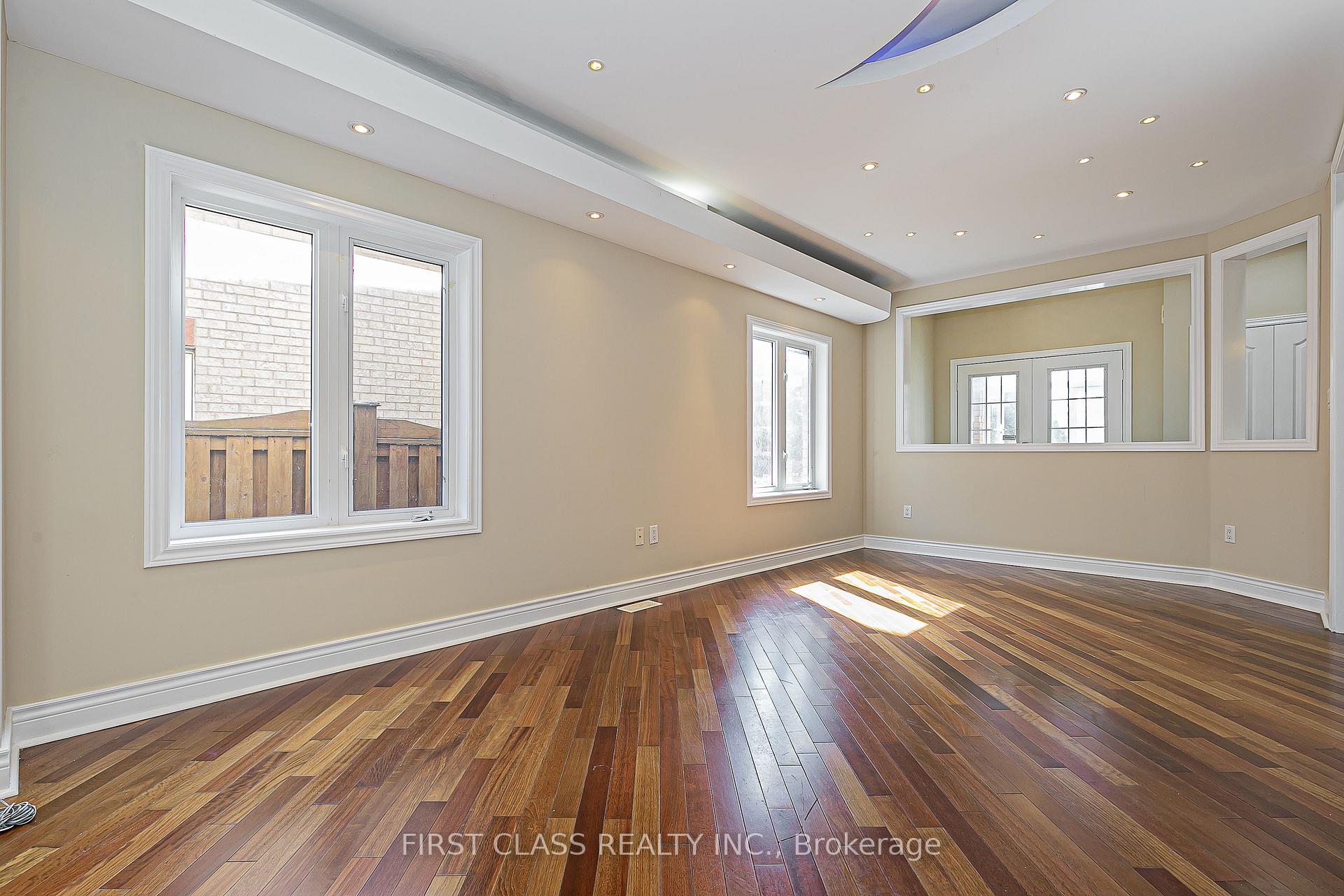 Photo 6 of 45 Summerlea Street, Markham, Middlefield — HOMEH