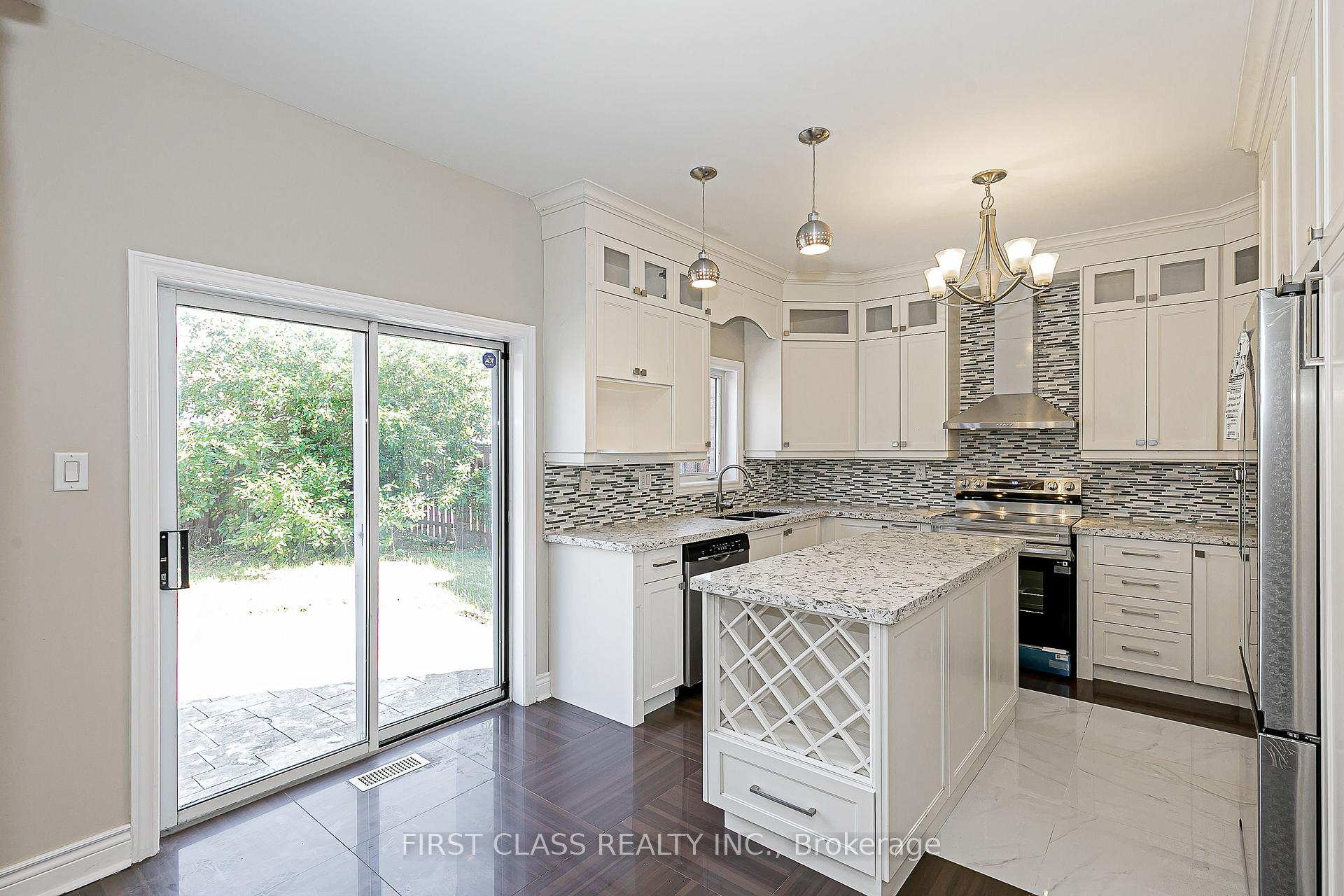 Photo 12 of 45 Summerlea Street, Markham, Middlefield — HOMEH