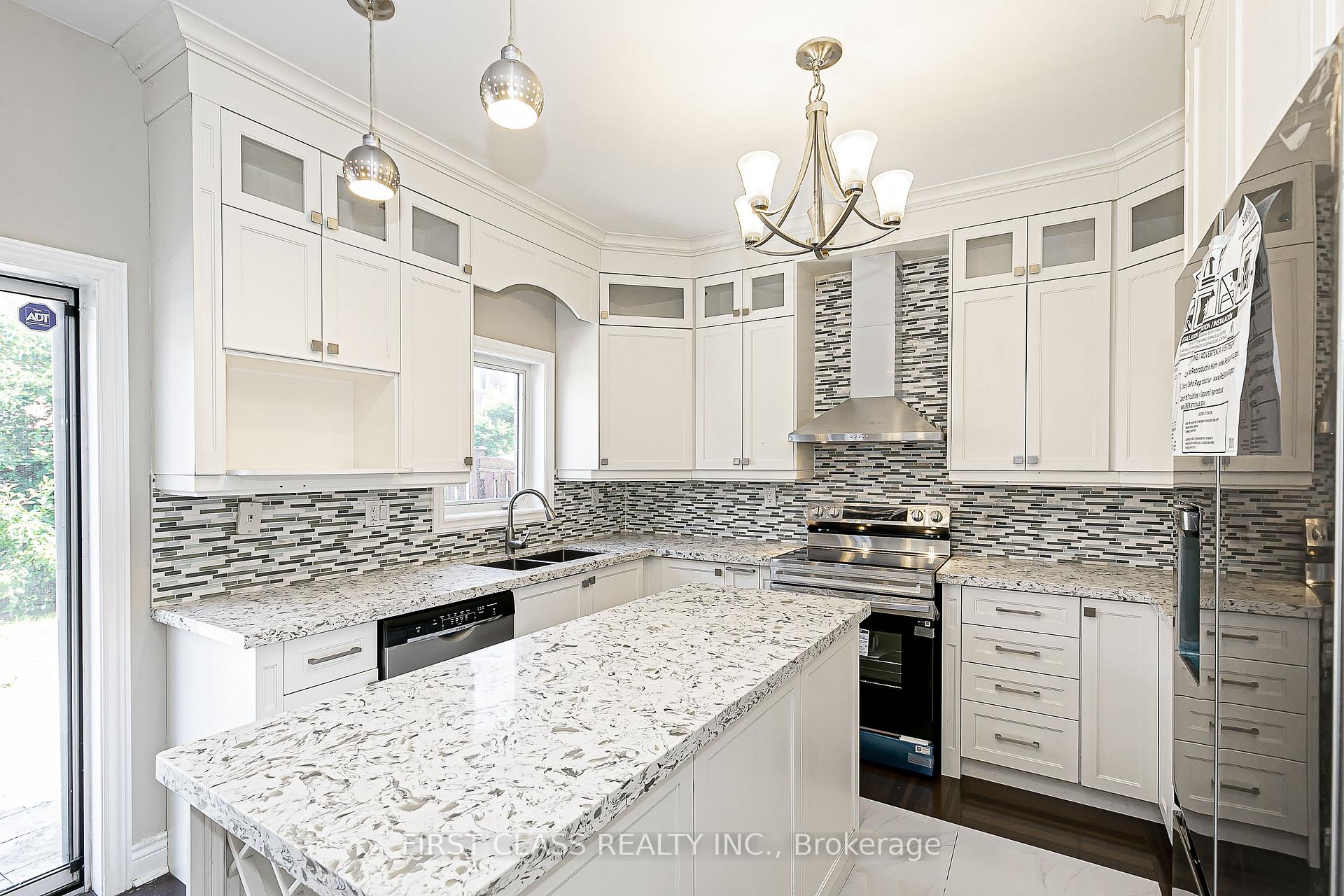 Photo 13 of 45 Summerlea Street, Markham, Middlefield — HOMEH