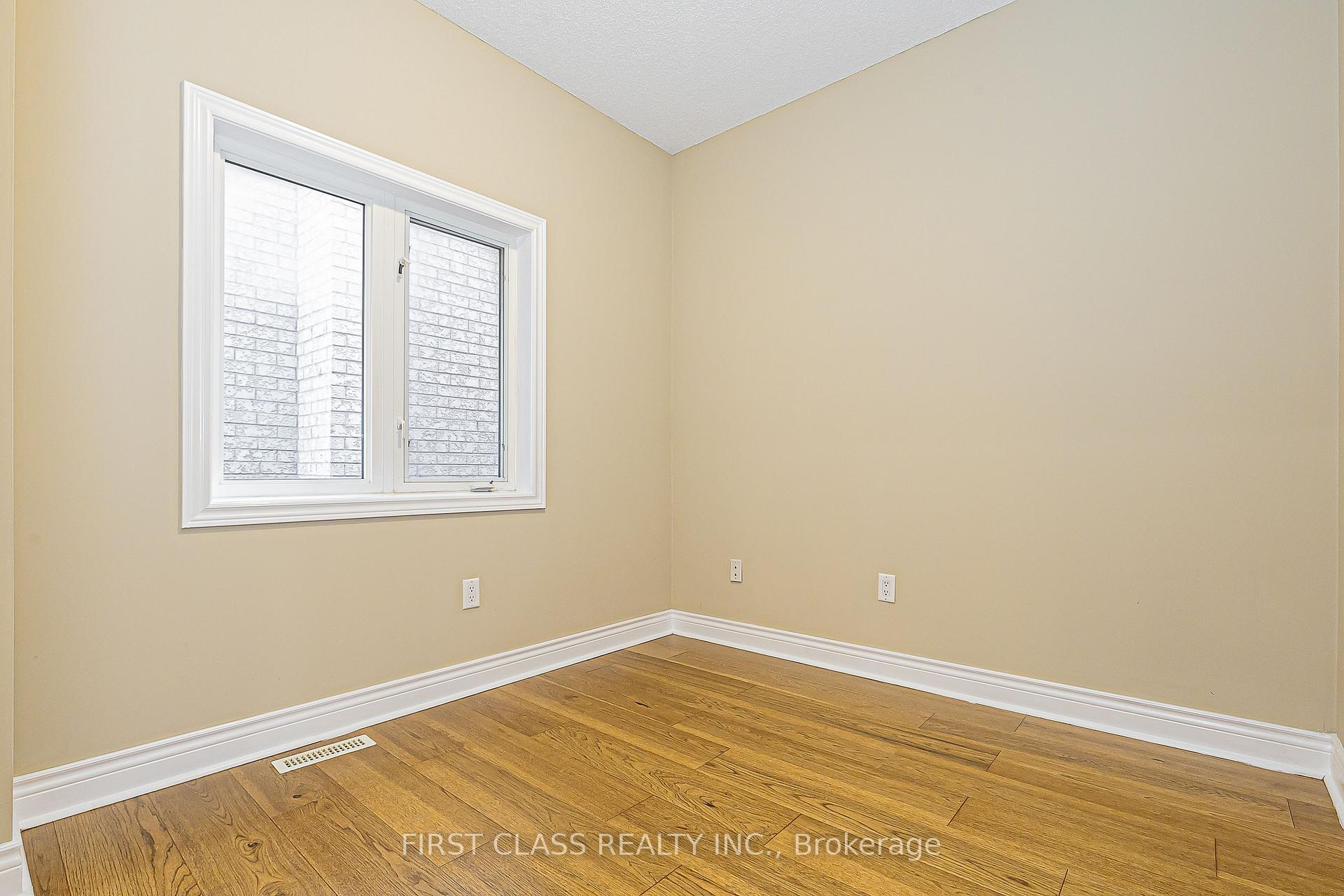 Photo 15 of 45 Summerlea Street, Markham, Middlefield — HOMEH