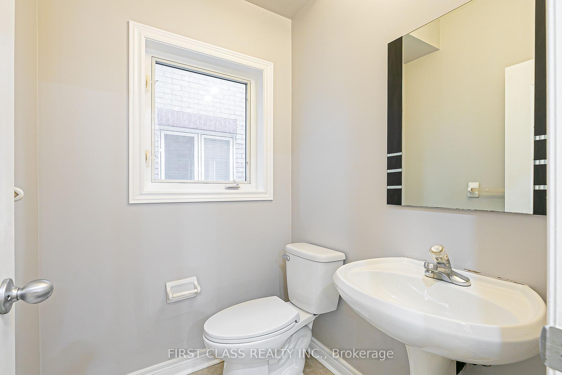 Photo 16 of 45 Summerlea Street, Markham, Middlefield — HOMEH